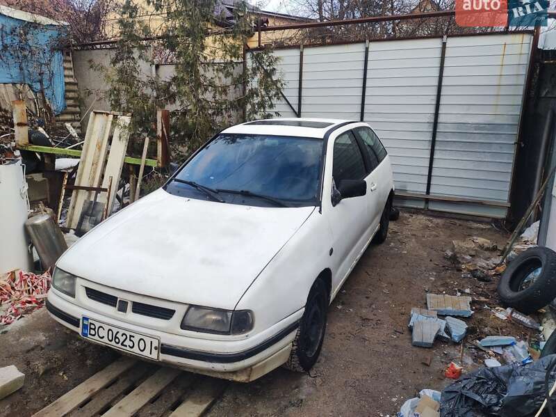 SEAT Ibiza 1994 SEAT Ibiza 1994