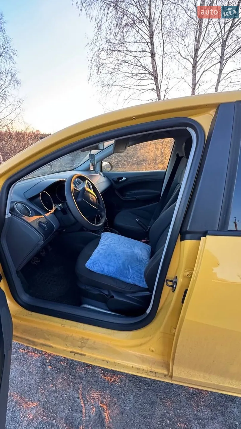 2011 SEAT Ibiza - мініатюра 16