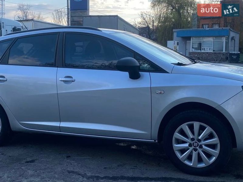 Хетчбек SEAT Ibiza 2013 в Києві