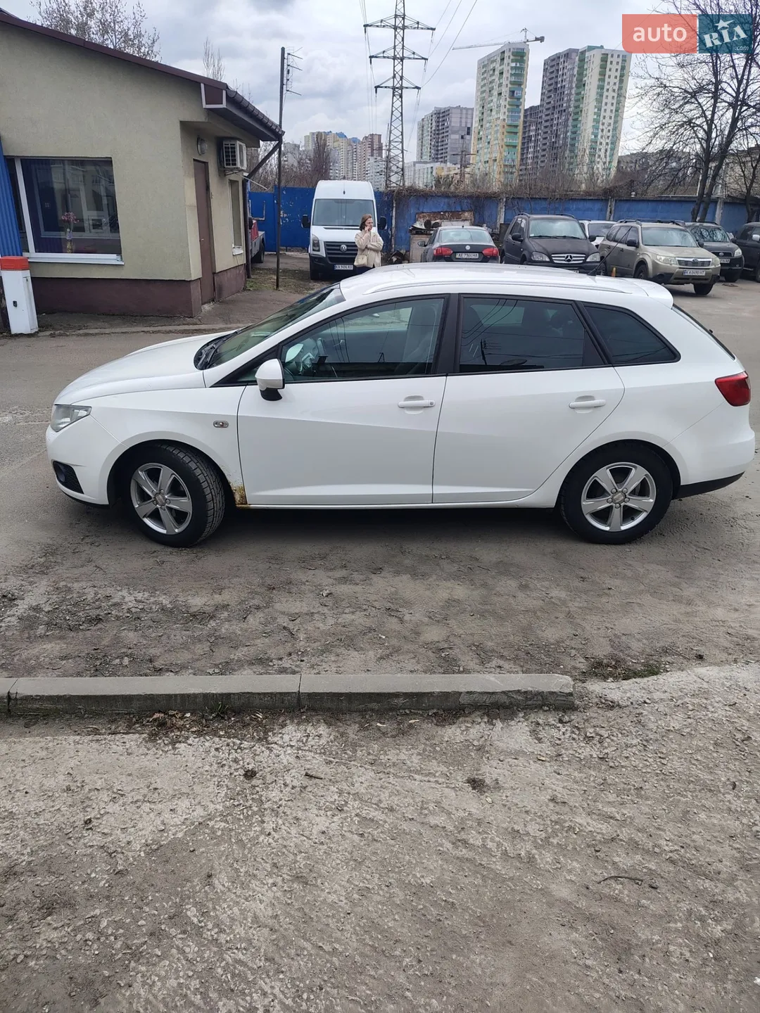 2011 SEAT Ibiza - мініатюра 3