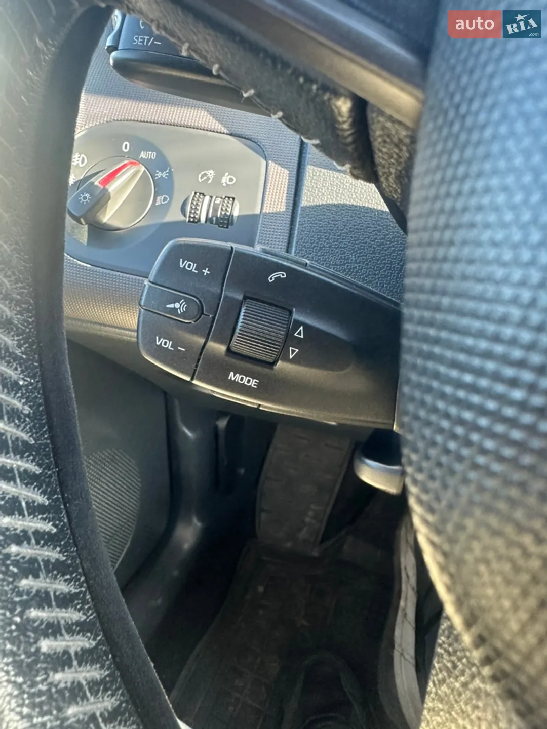 2012 SEAT Ibiza - мініатюра 8