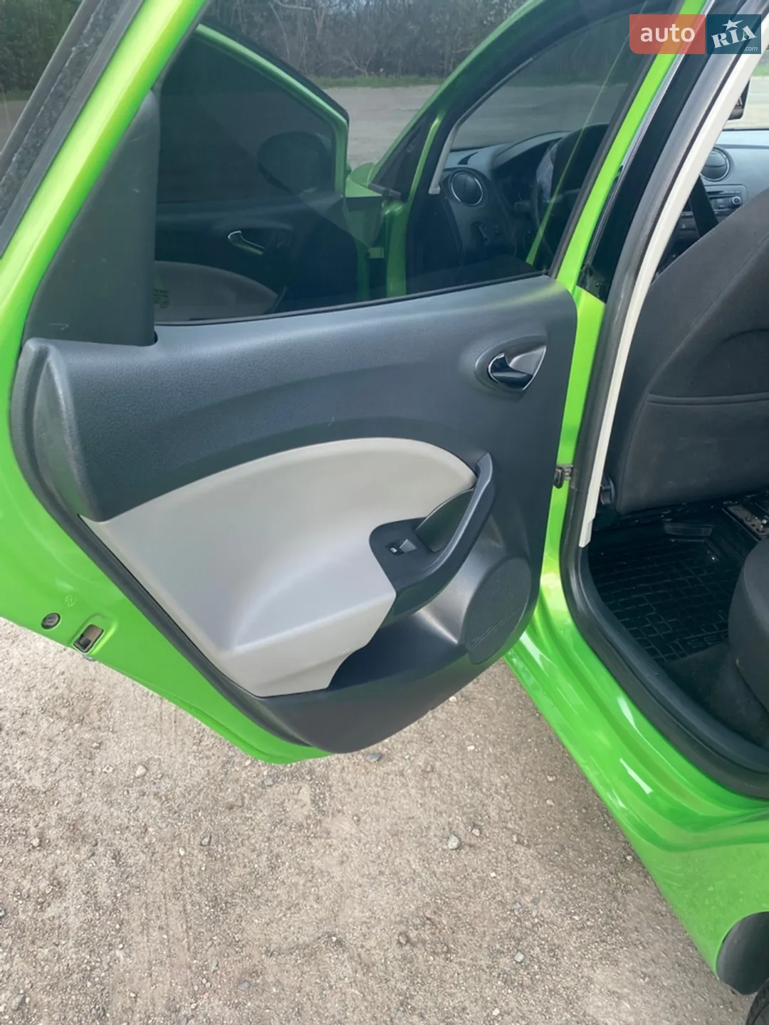 2013 SEAT Ibiza - мініатюра 15