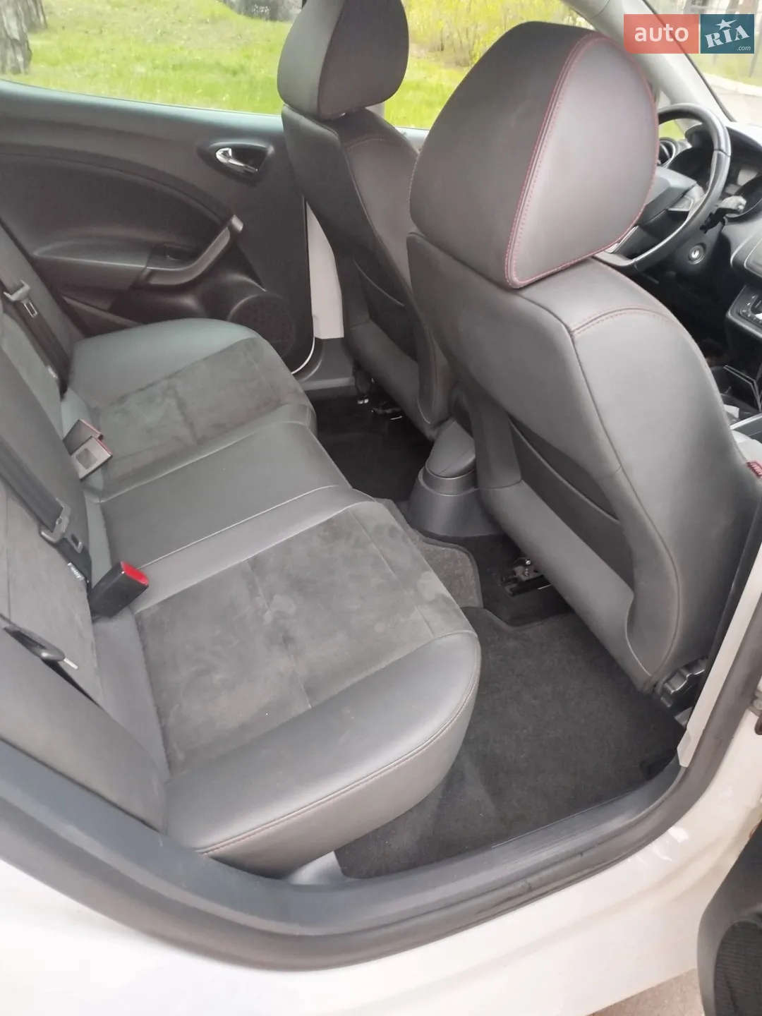 2015 SEAT Ibiza - мініатюра 16