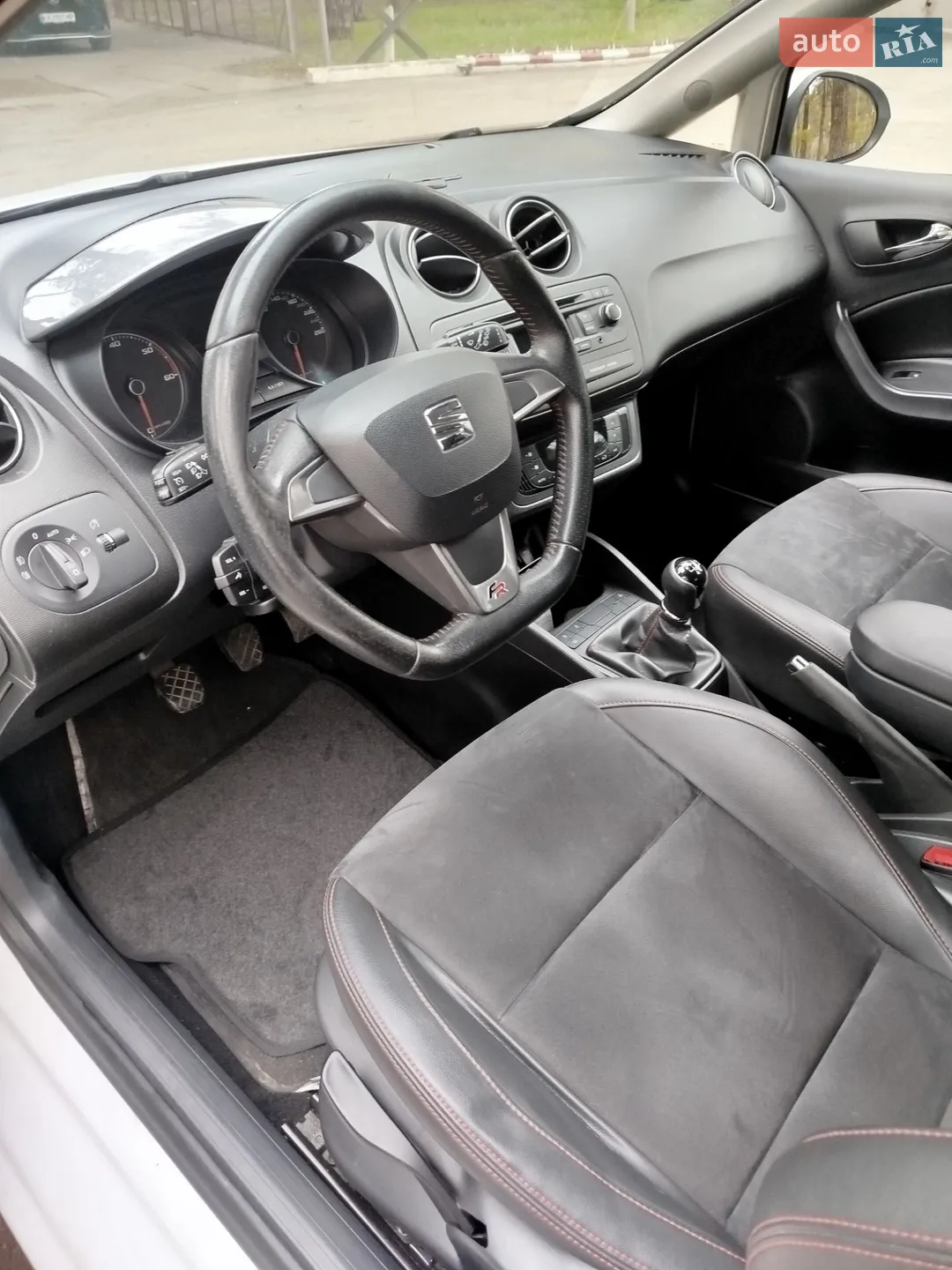 2015 SEAT Ibiza - мініатюра 25