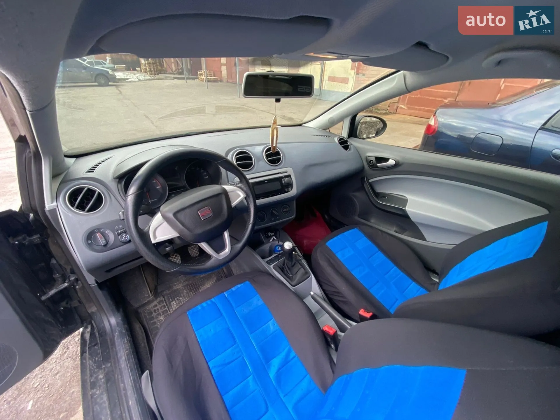 2010 SEAT Ibiza - мініатюра 7