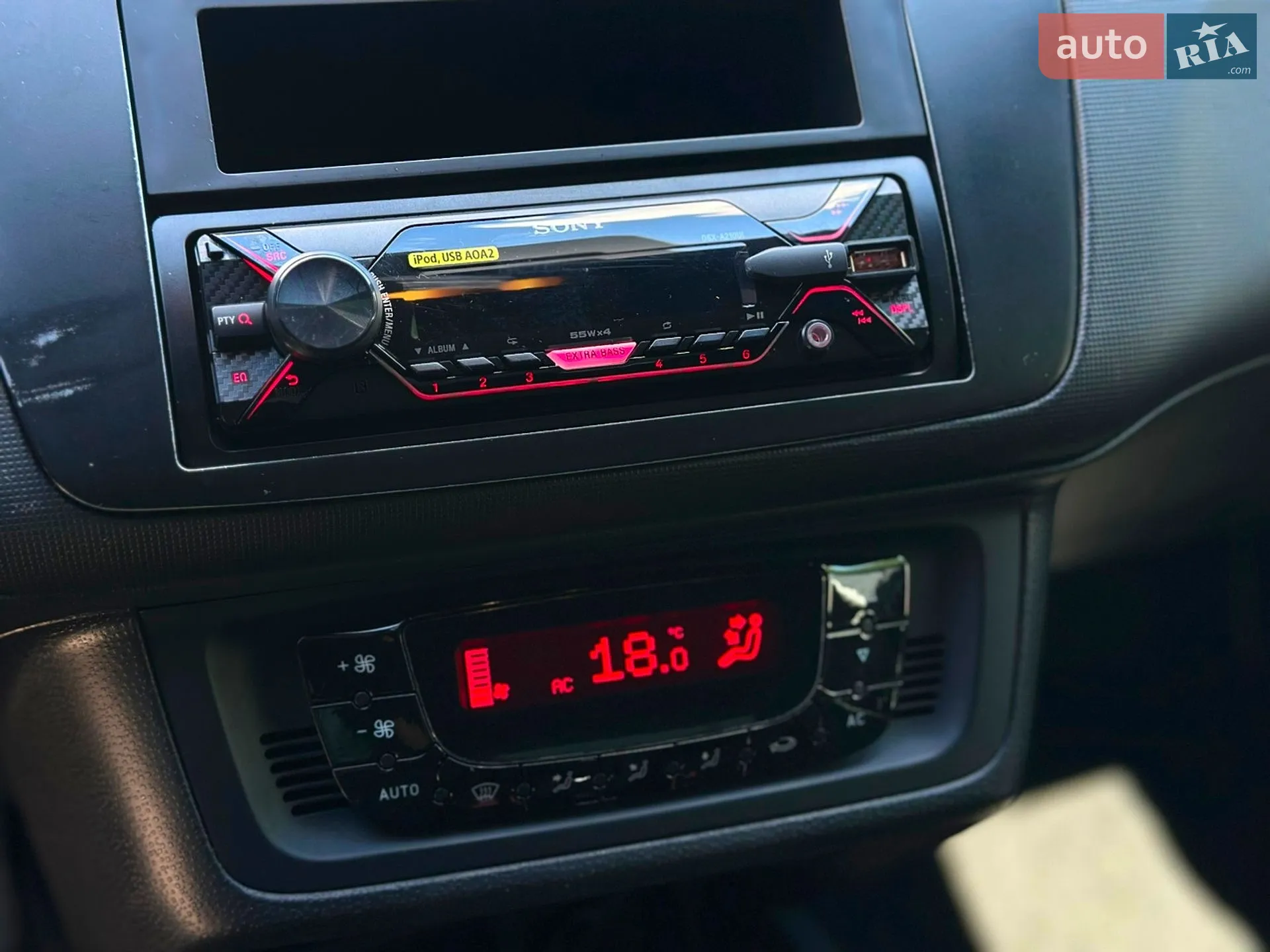 2010 SEAT Ibiza - мініатюра 30