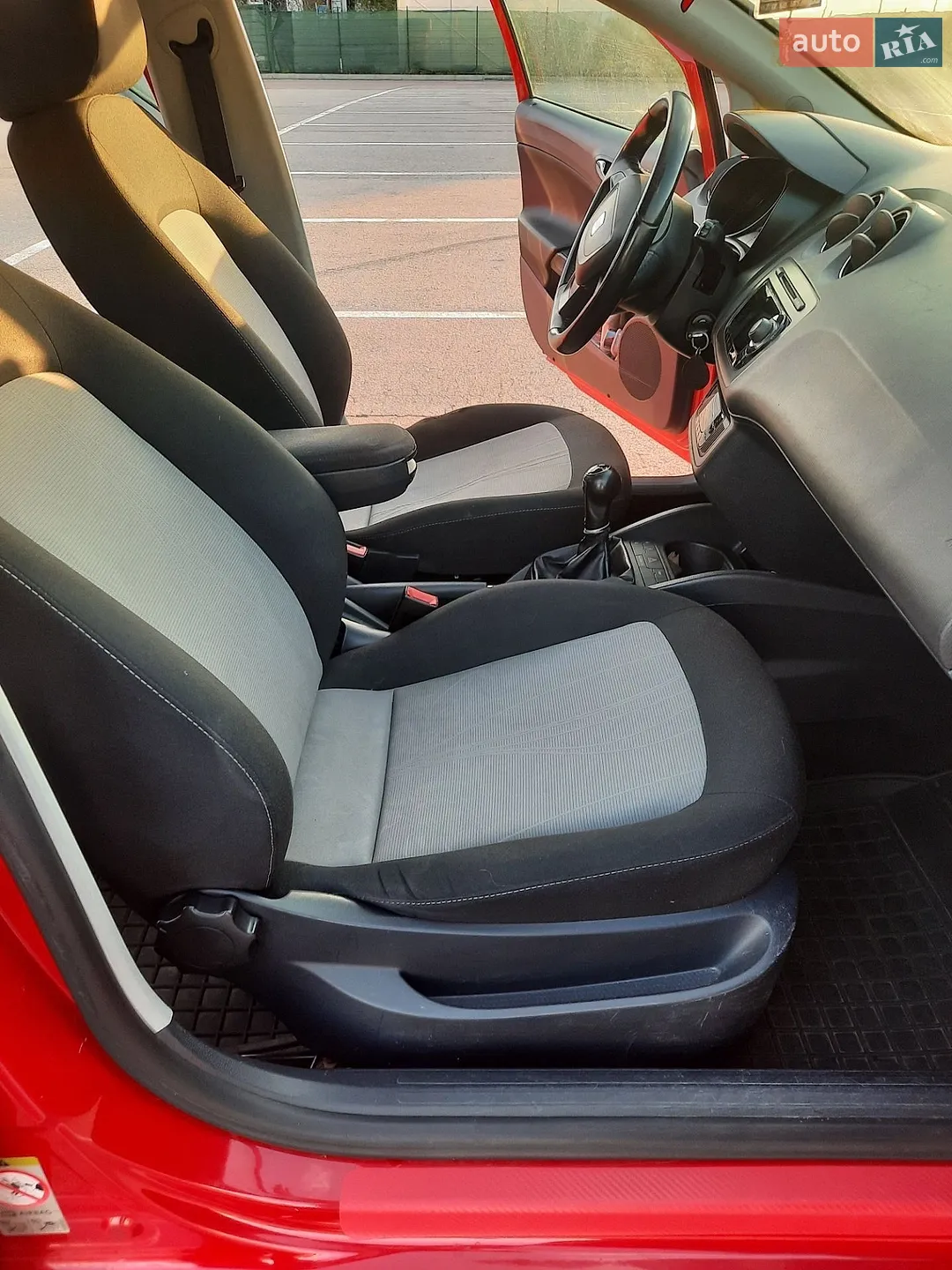 2012 SEAT Ibiza - мініатюра 14