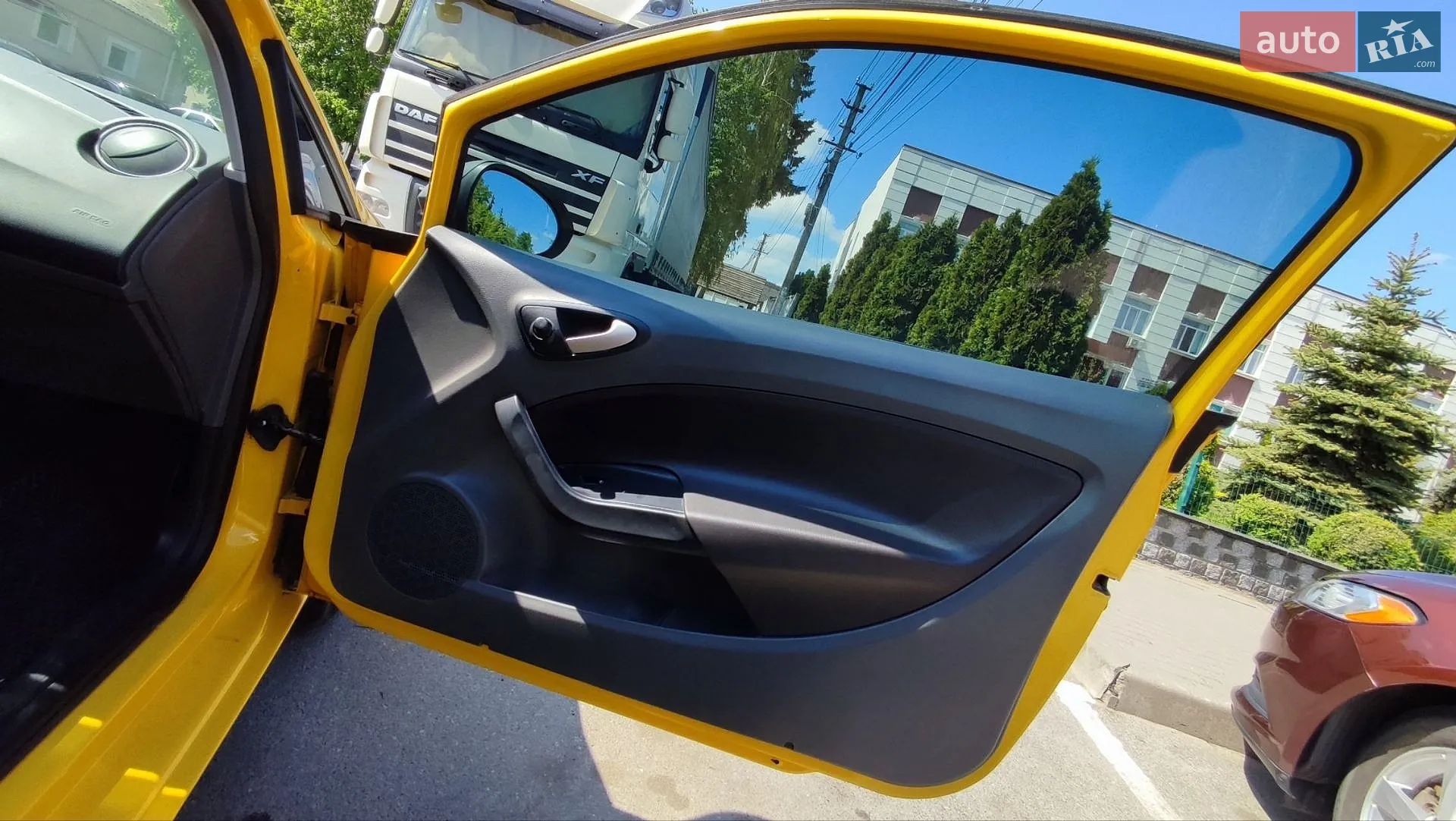 2011 SEAT Ibiza - мініатюра 12