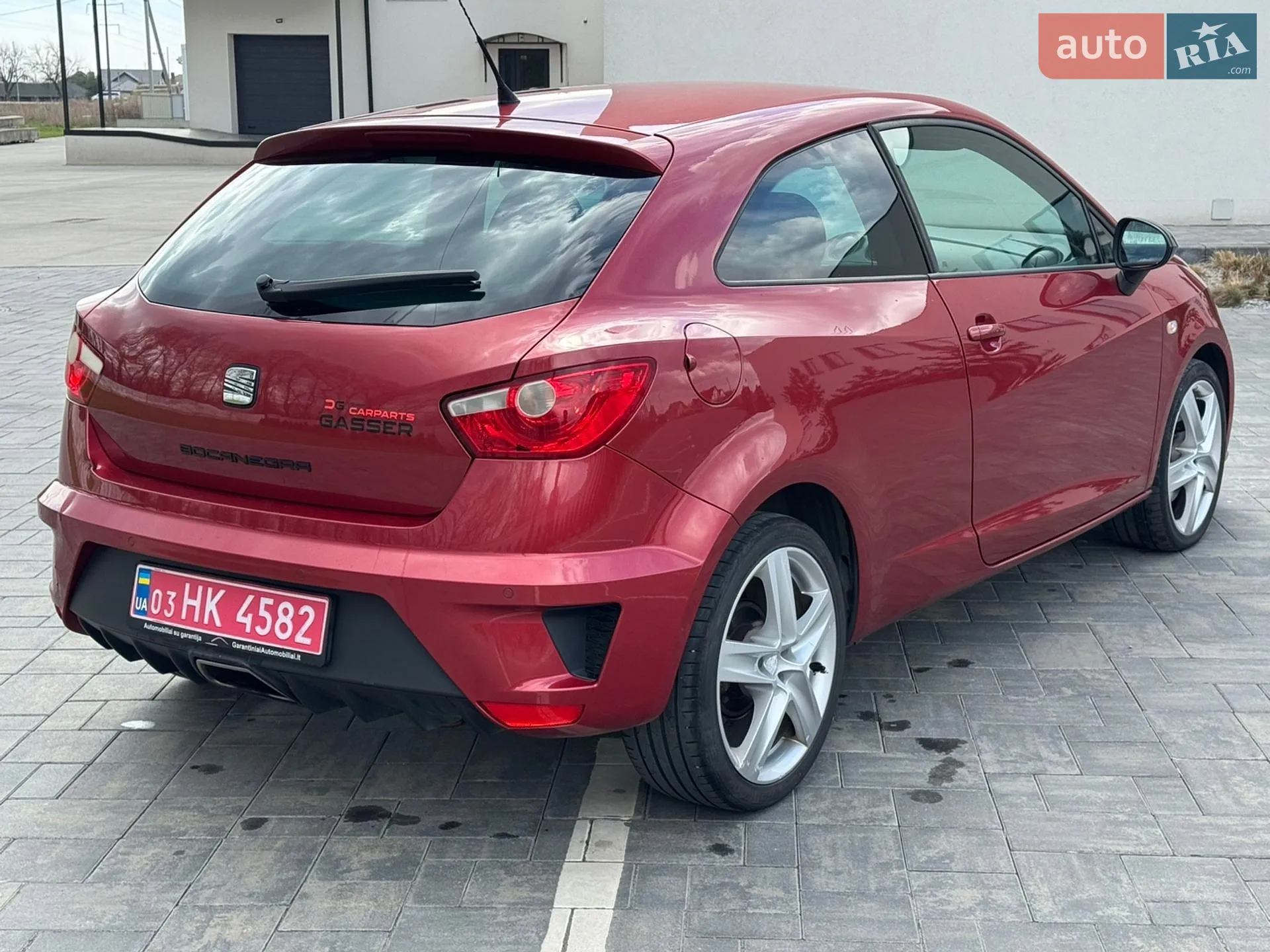 2011 SEAT Ibiza - мініатюра 11