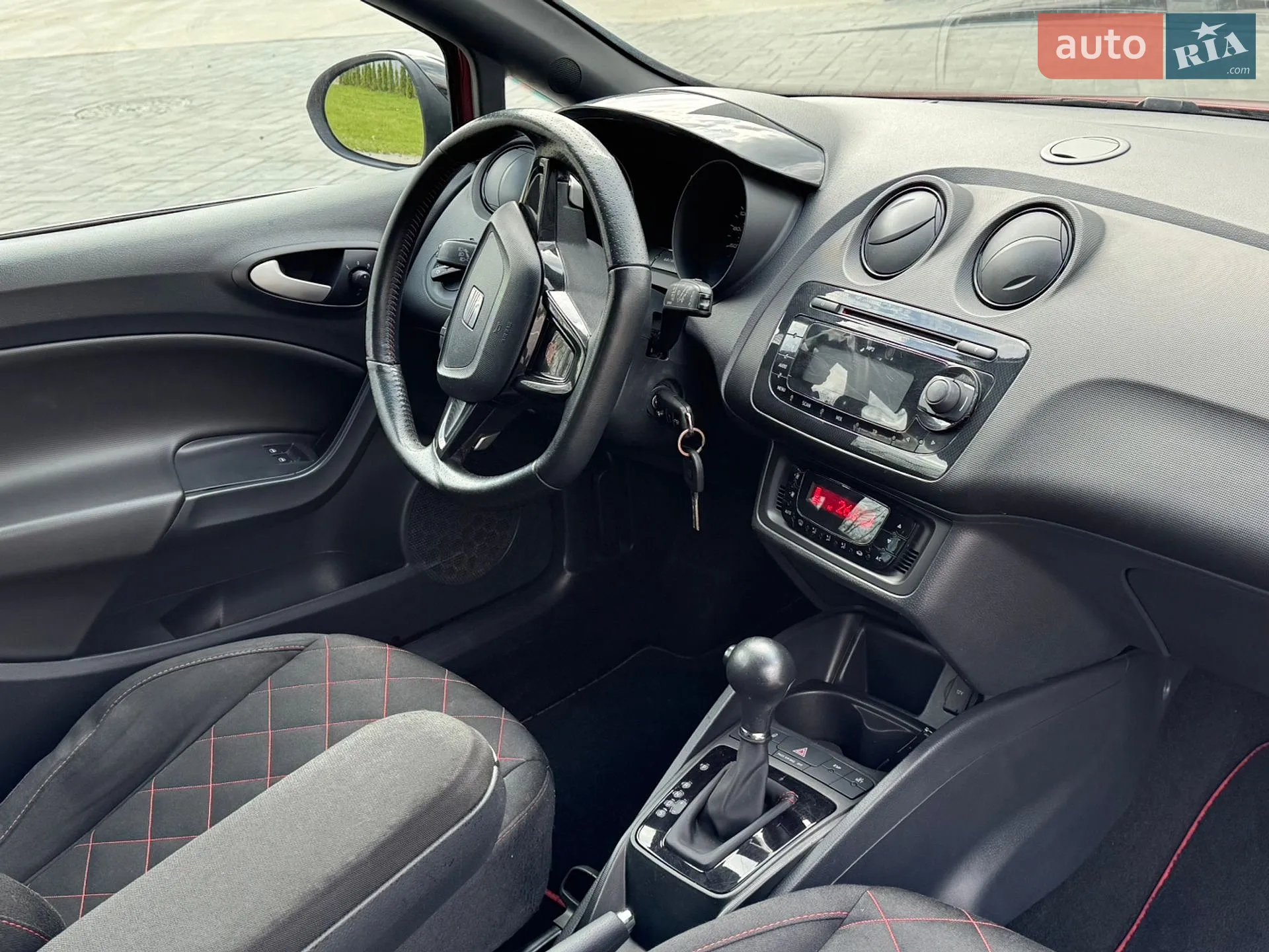 2011 SEAT Ibiza - мініатюра 38