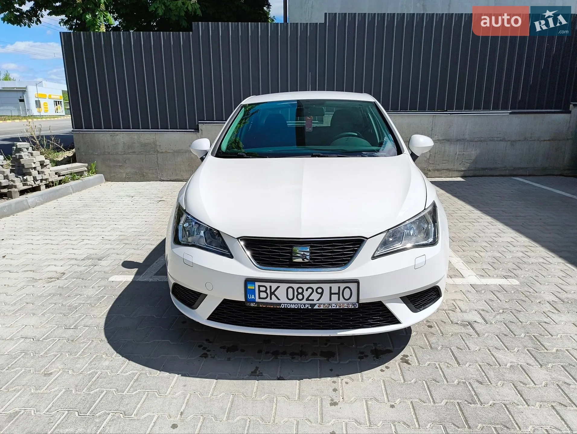2014 SEAT Ibiza - мініатюра 2