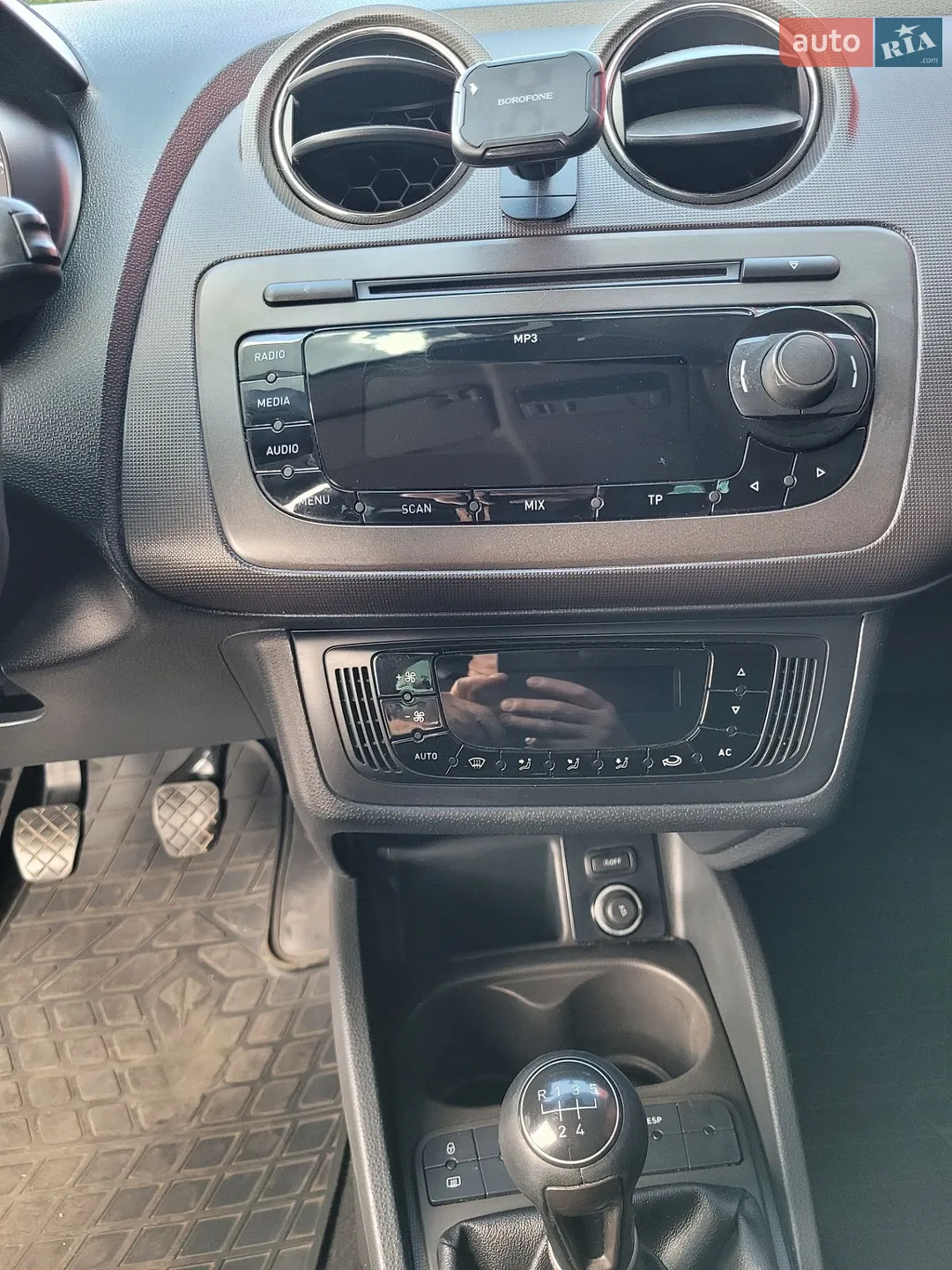 2012 SEAT Ibiza - мініатюра 8
