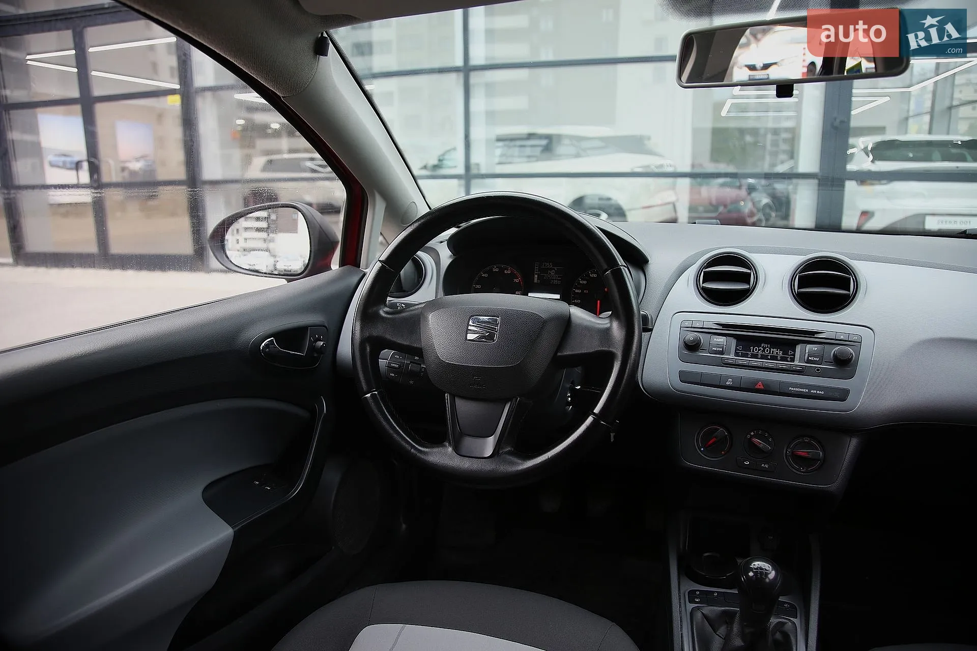 2014 SEAT Ibiza - мініатюра 11