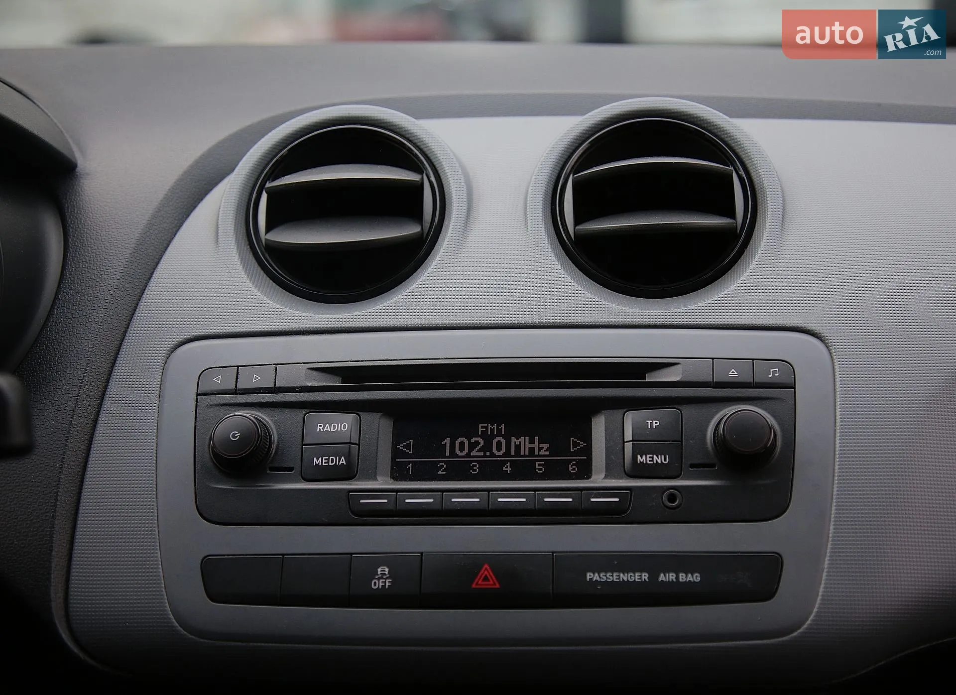 2014 SEAT Ibiza - мініатюра 15