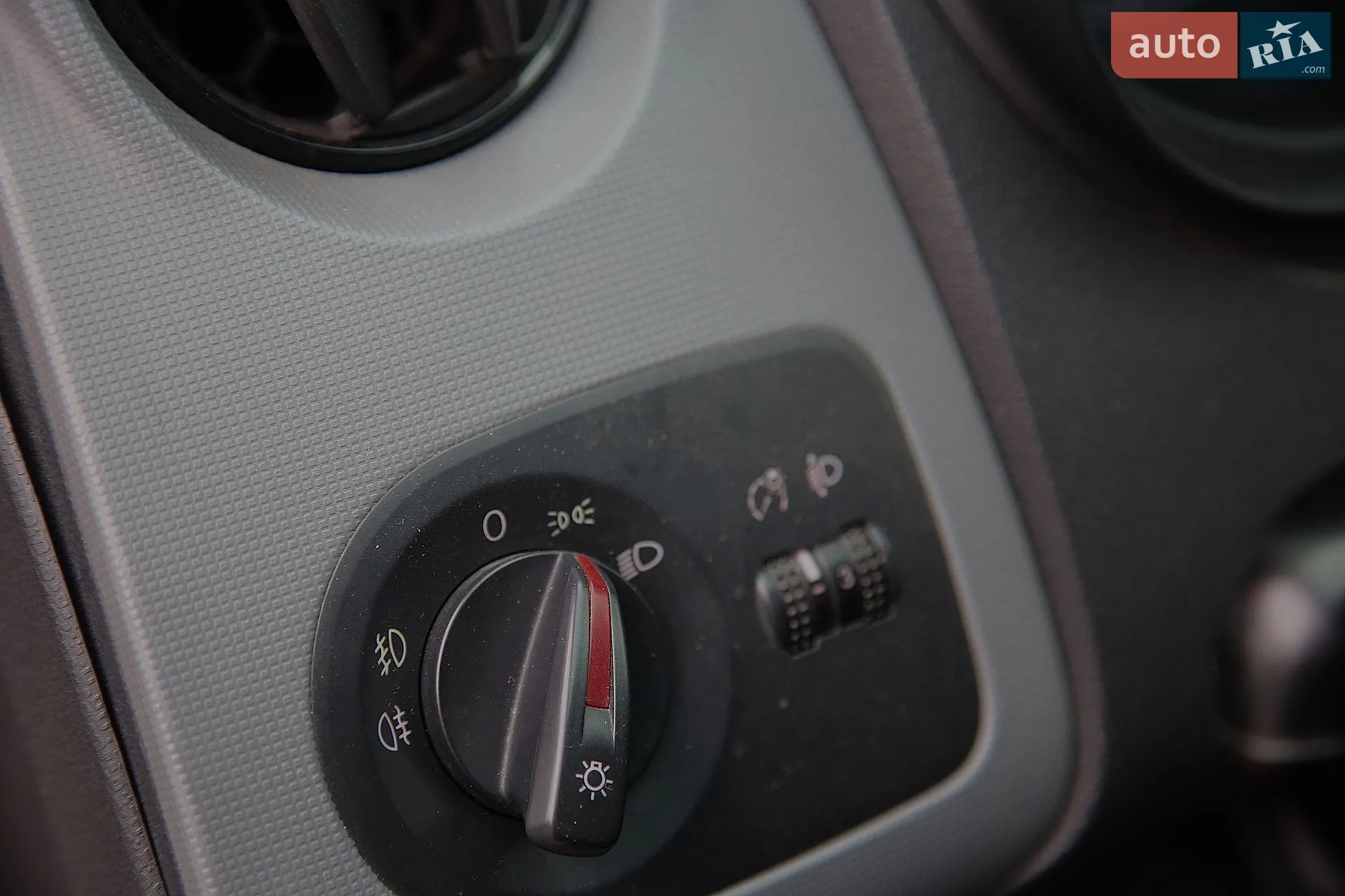 2014 SEAT Ibiza - мініатюра 20