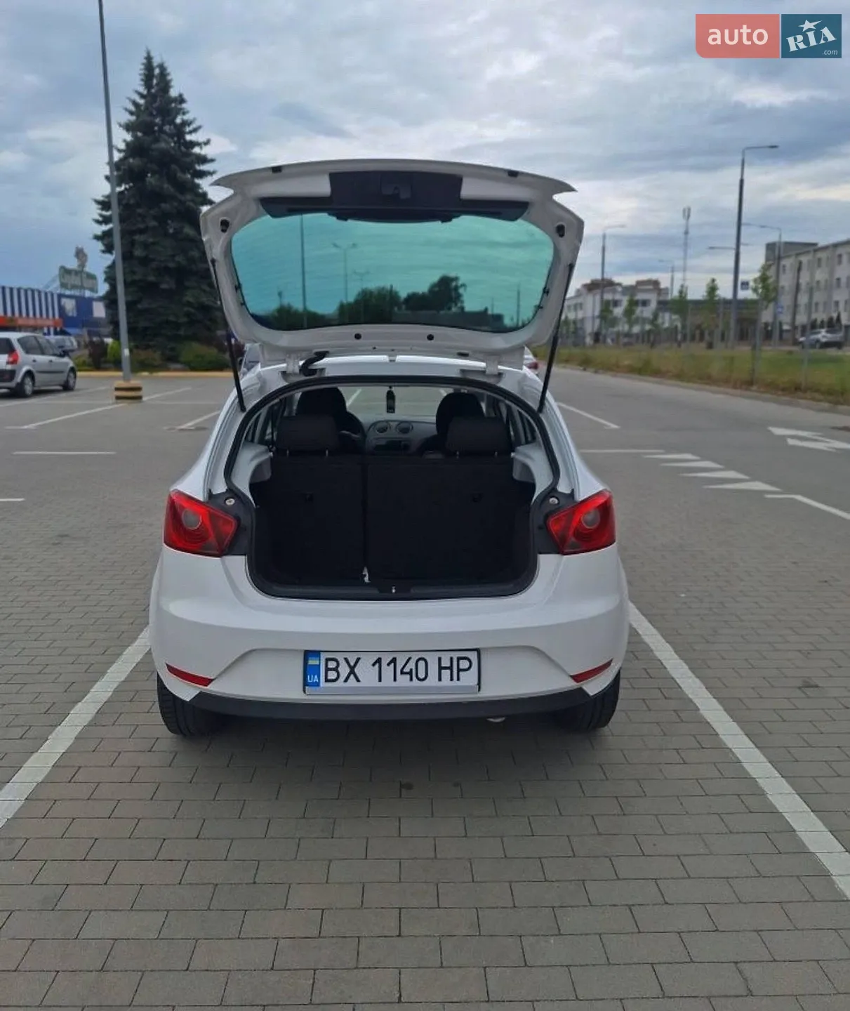 2012 SEAT Ibiza - мініатюра 2