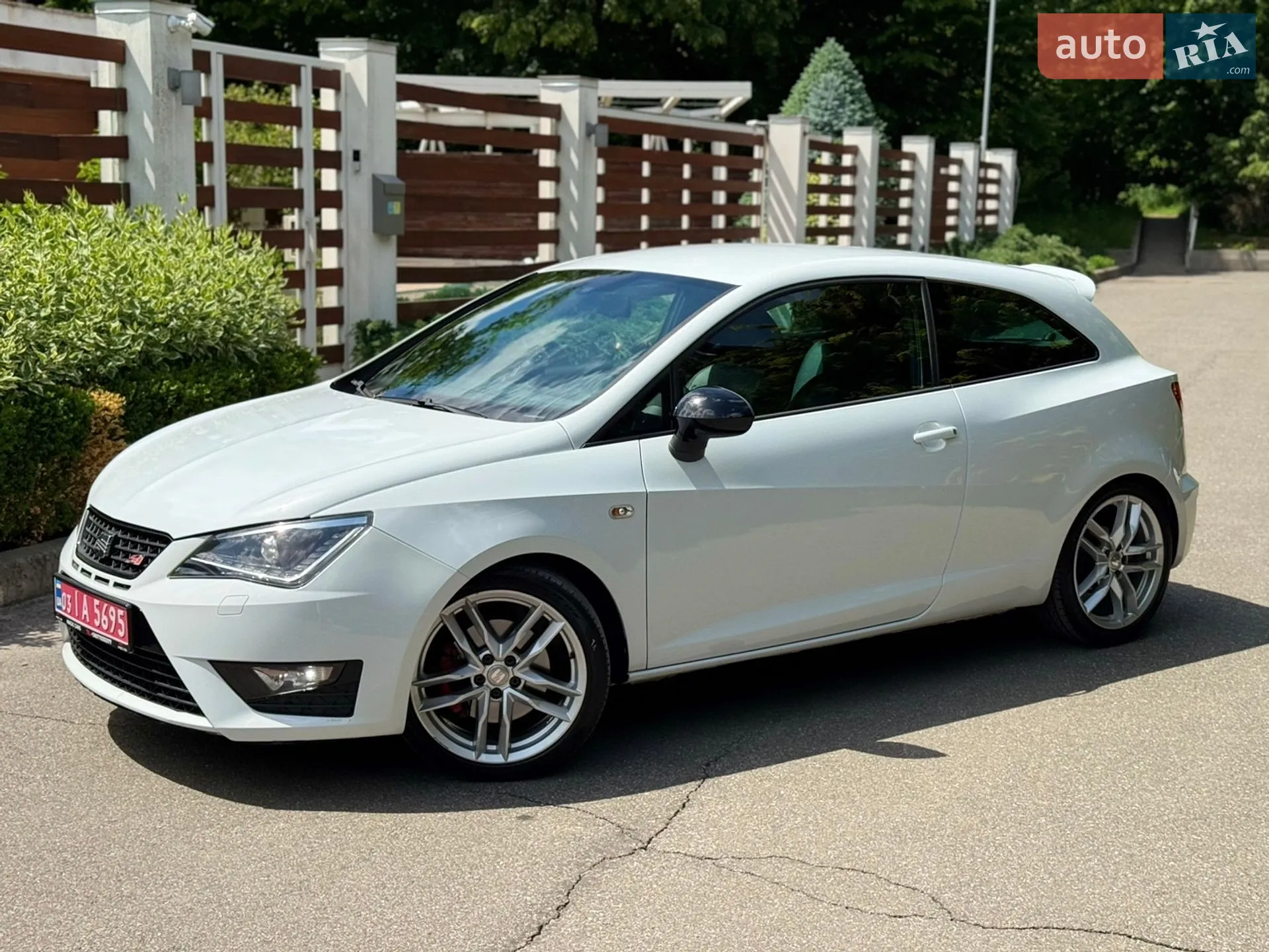 2014 SEAT Ibiza - мініатюра 15