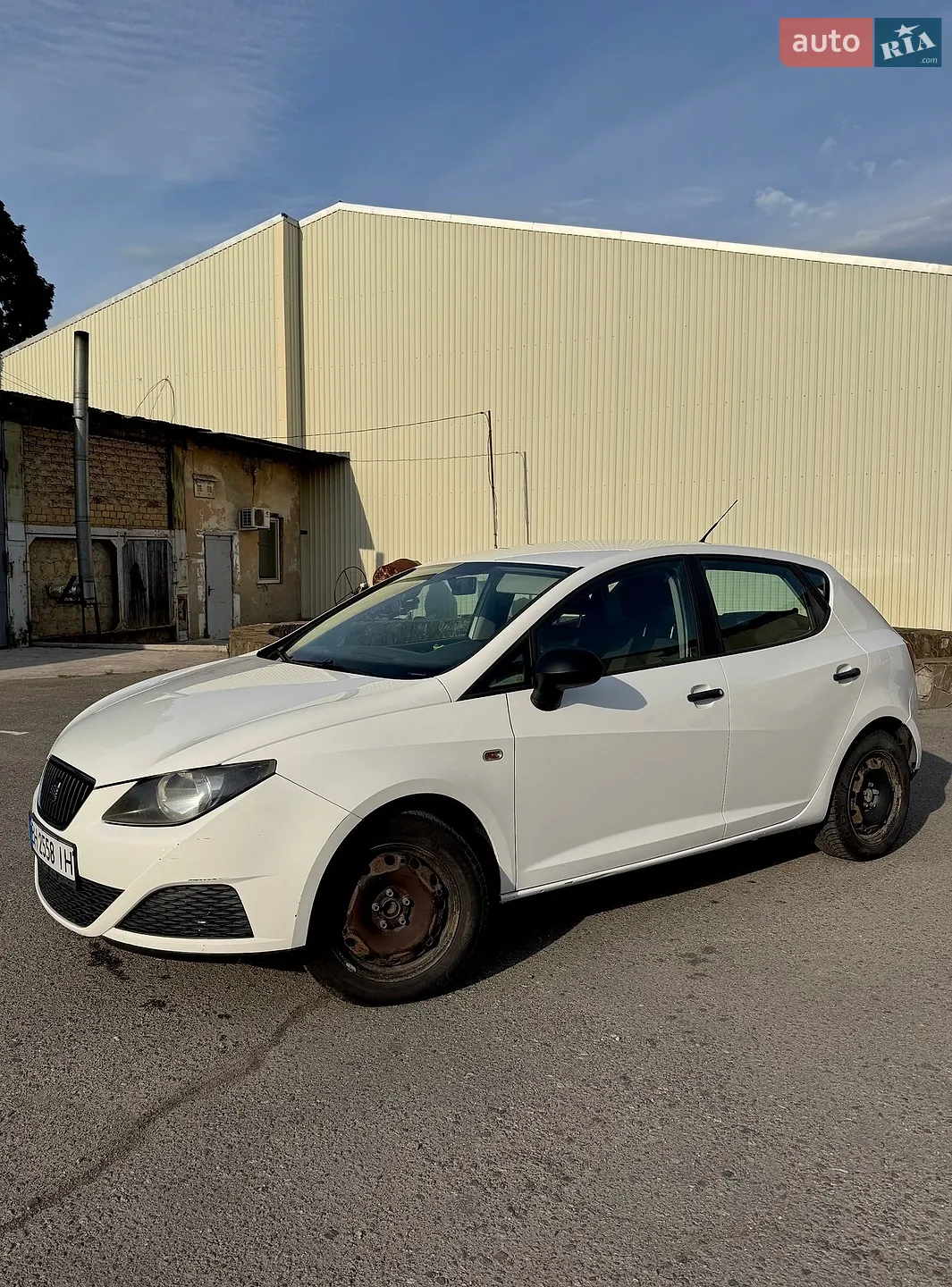 2010 SEAT Ibiza - мініатюра 12