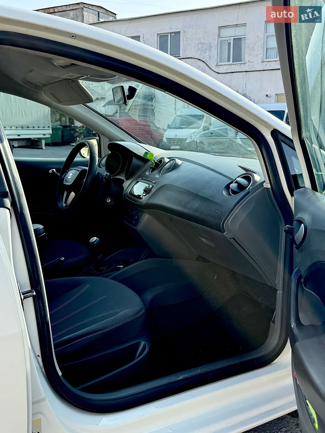 SEAT Ibiza 2010 VIN VSSZZZ6JZBR032119 фото оголошення 28 з 36
