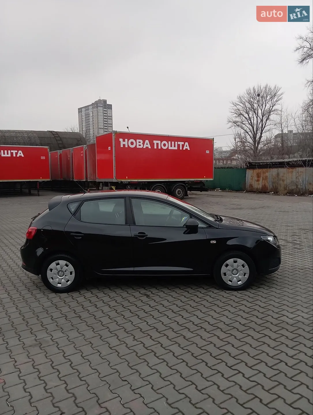 2011 SEAT Ibiza - мініатюра 4