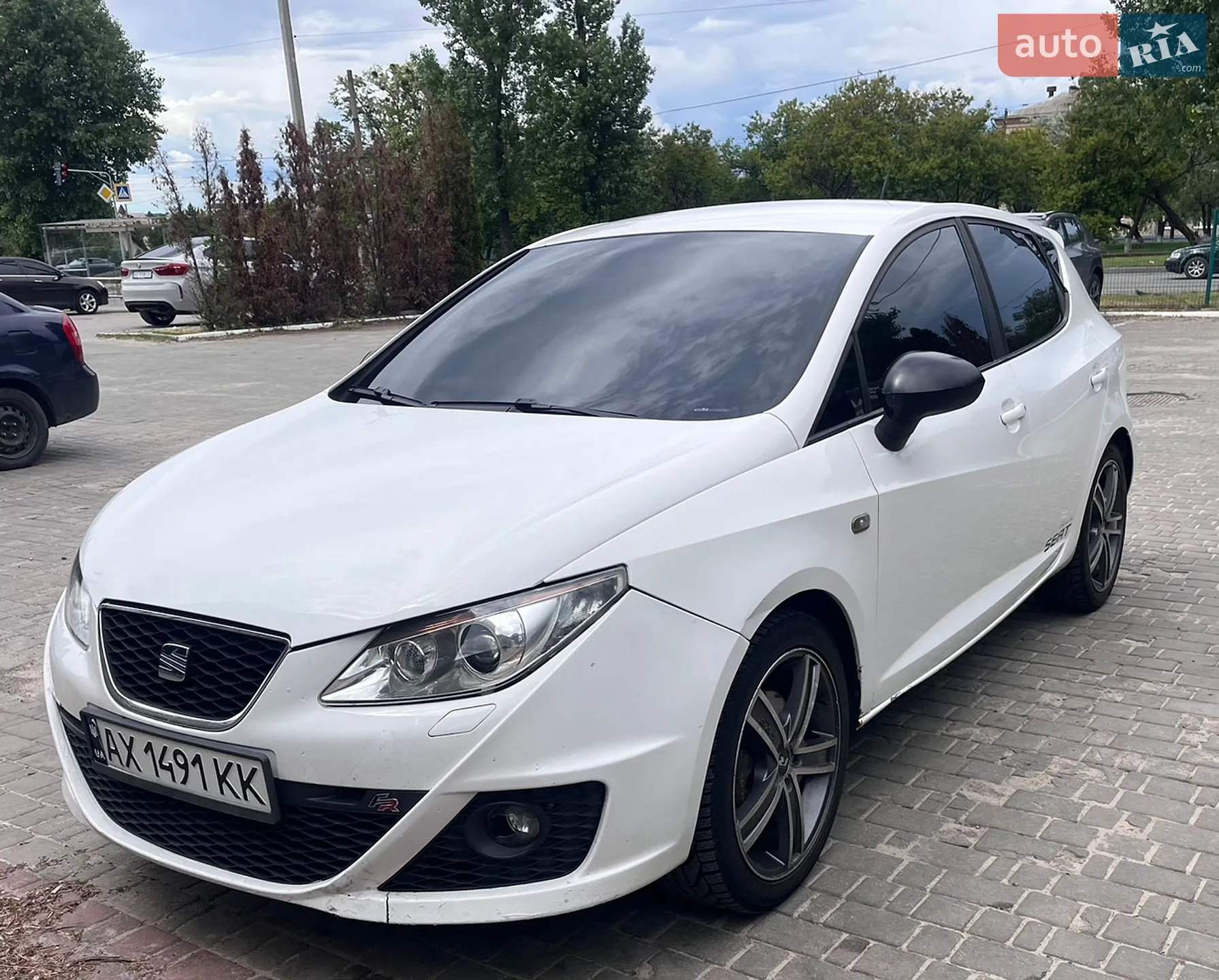 2010 SEAT Ibiza - мініатюра 13