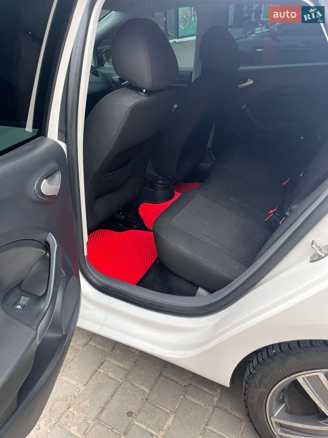 2010 SEAT Ibiza - мініатюра 6