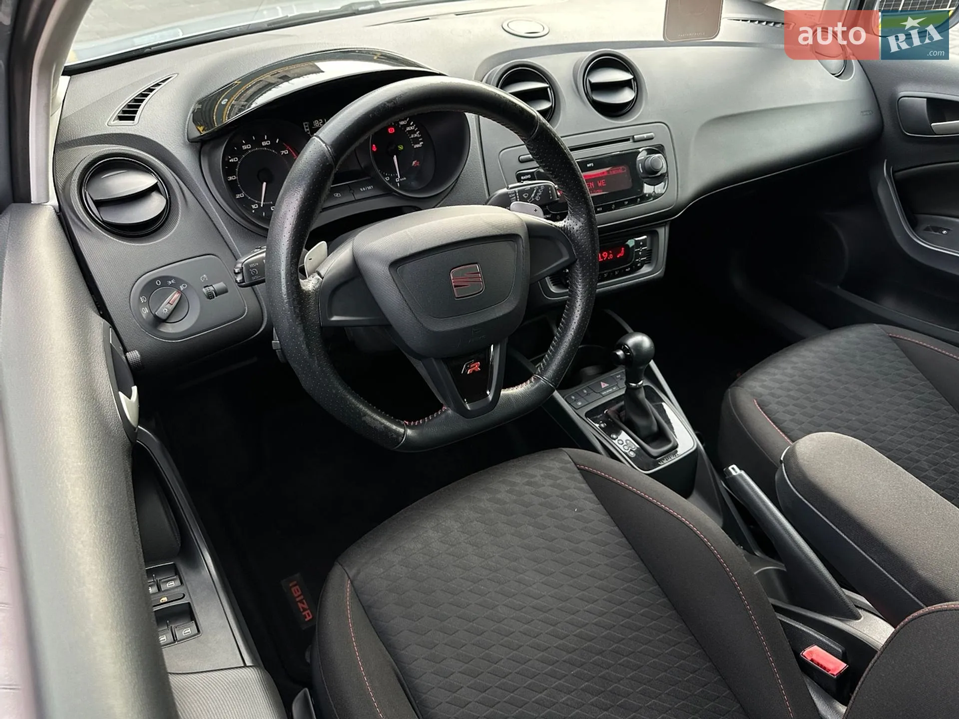 2010 SEAT Ibiza - мініатюра 34