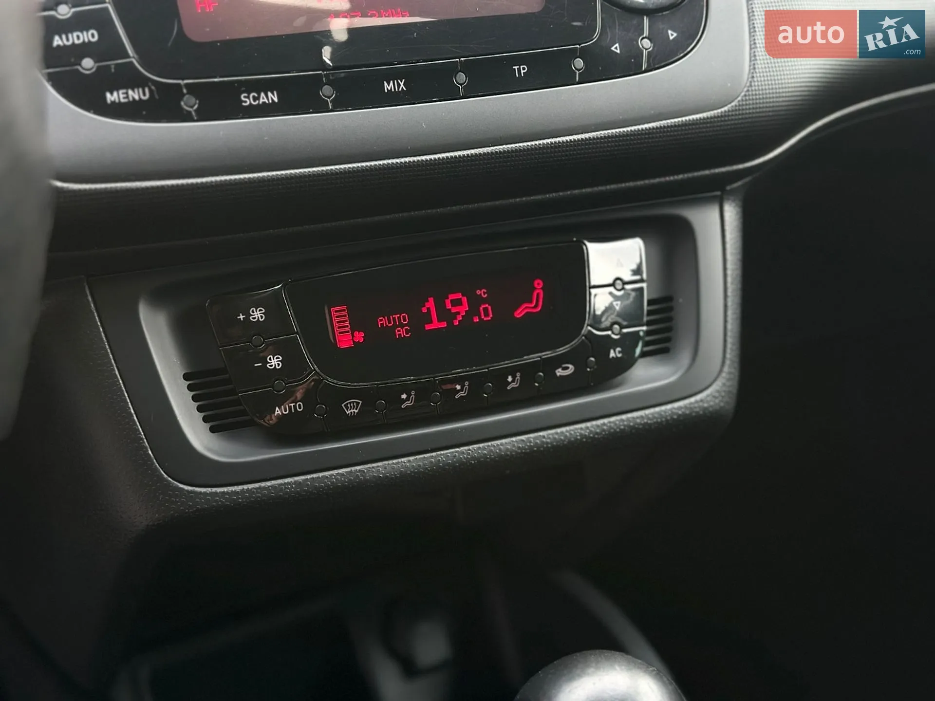2010 SEAT Ibiza - мініатюра 40