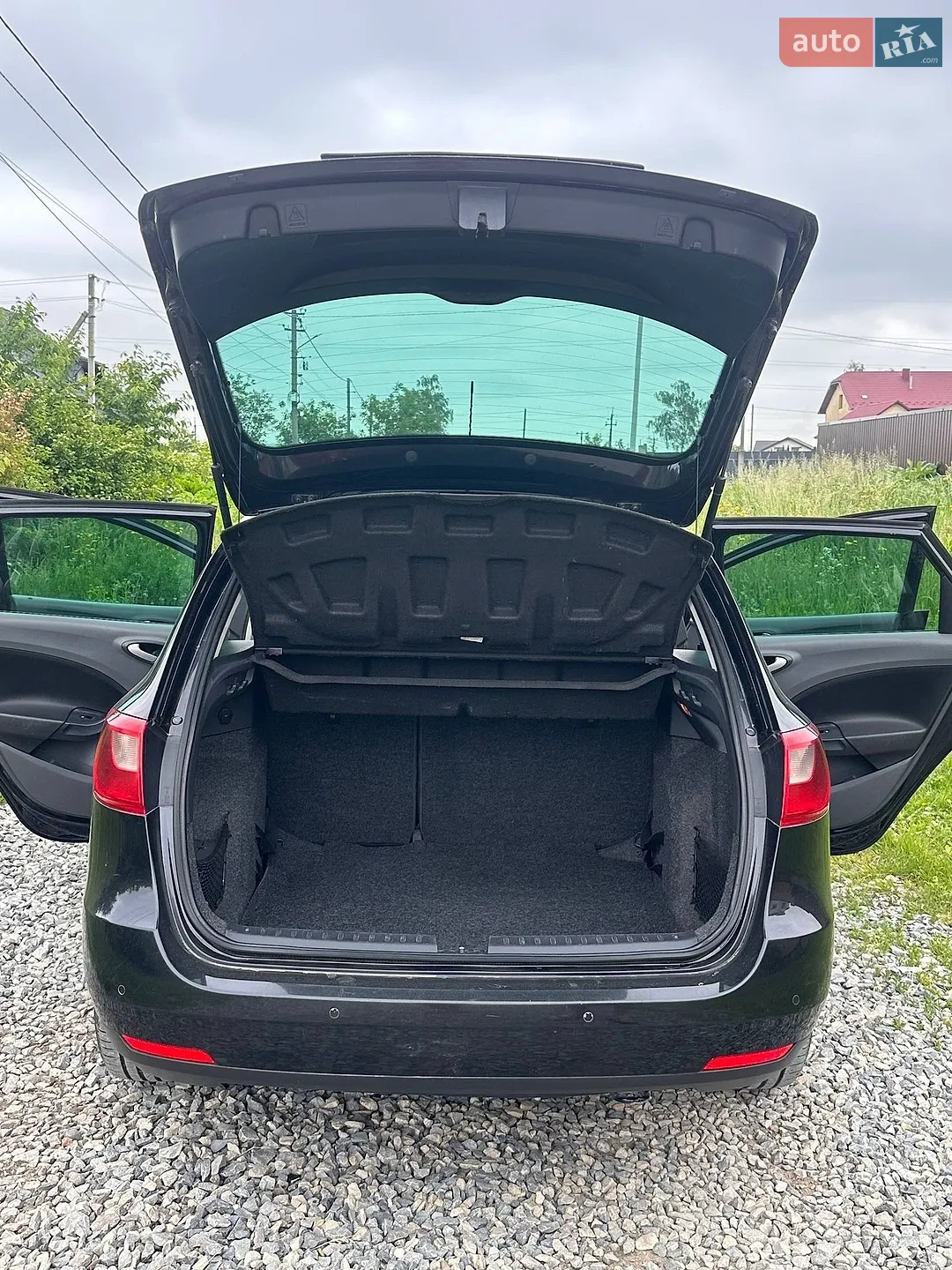 2011 SEAT Ibiza - мініатюра 8