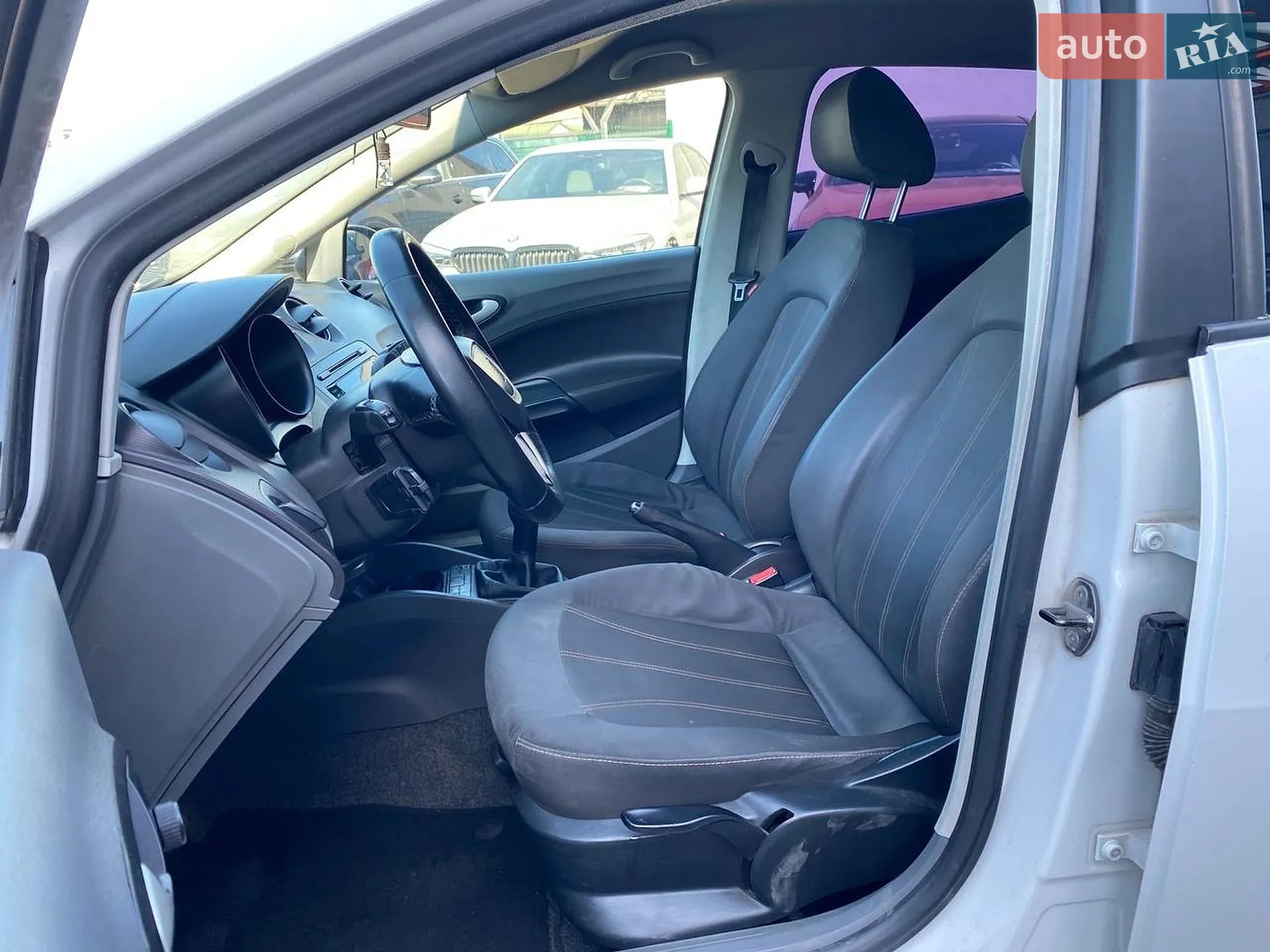 2011 SEAT Ibiza - мініатюра 13