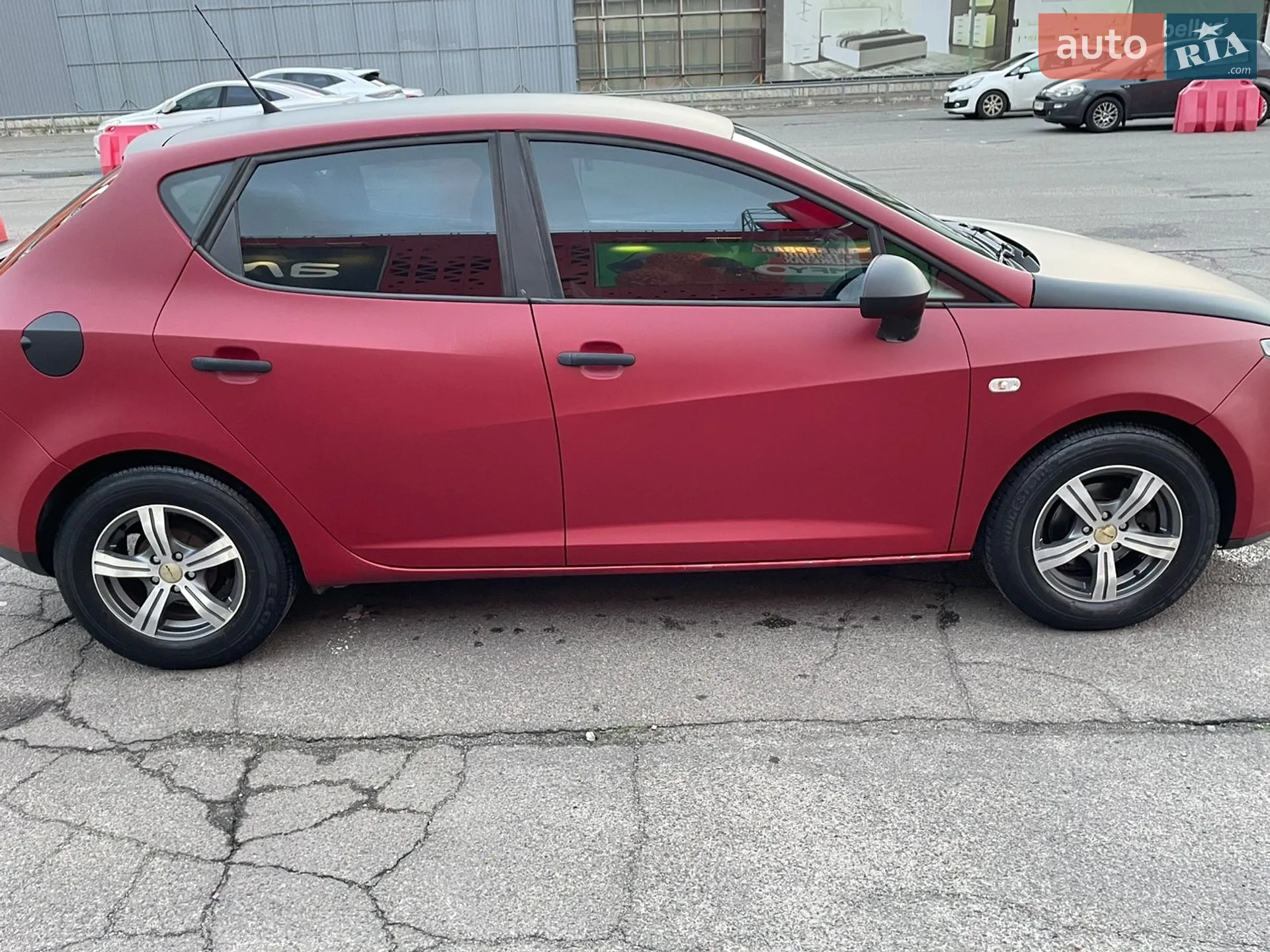 2011 SEAT Ibiza - мініатюра 8