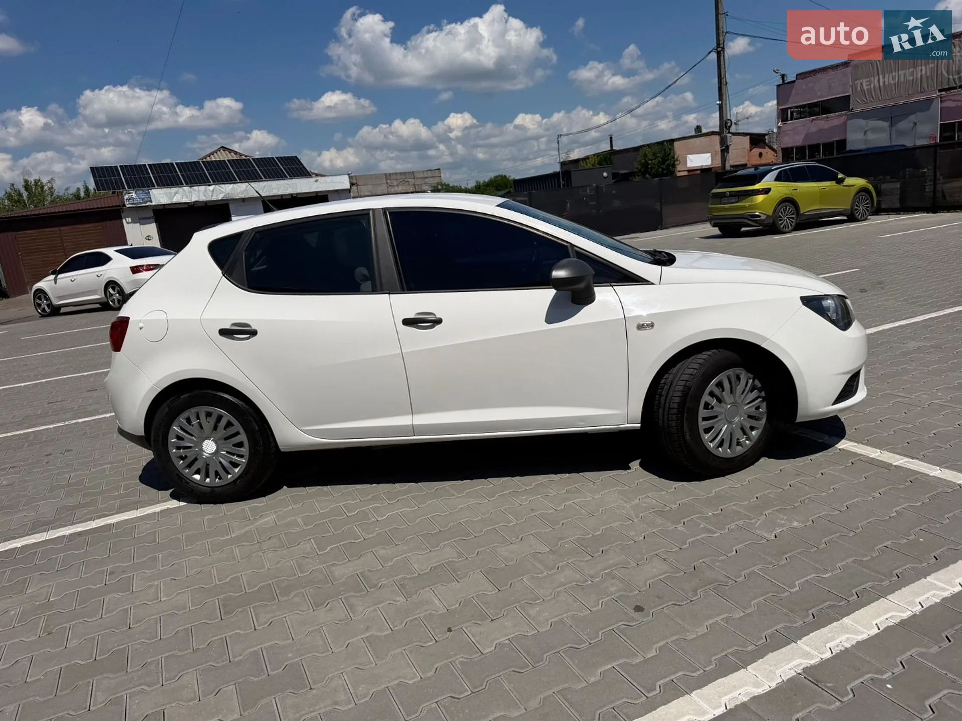 2011 SEAT Ibiza - мініатюра 8