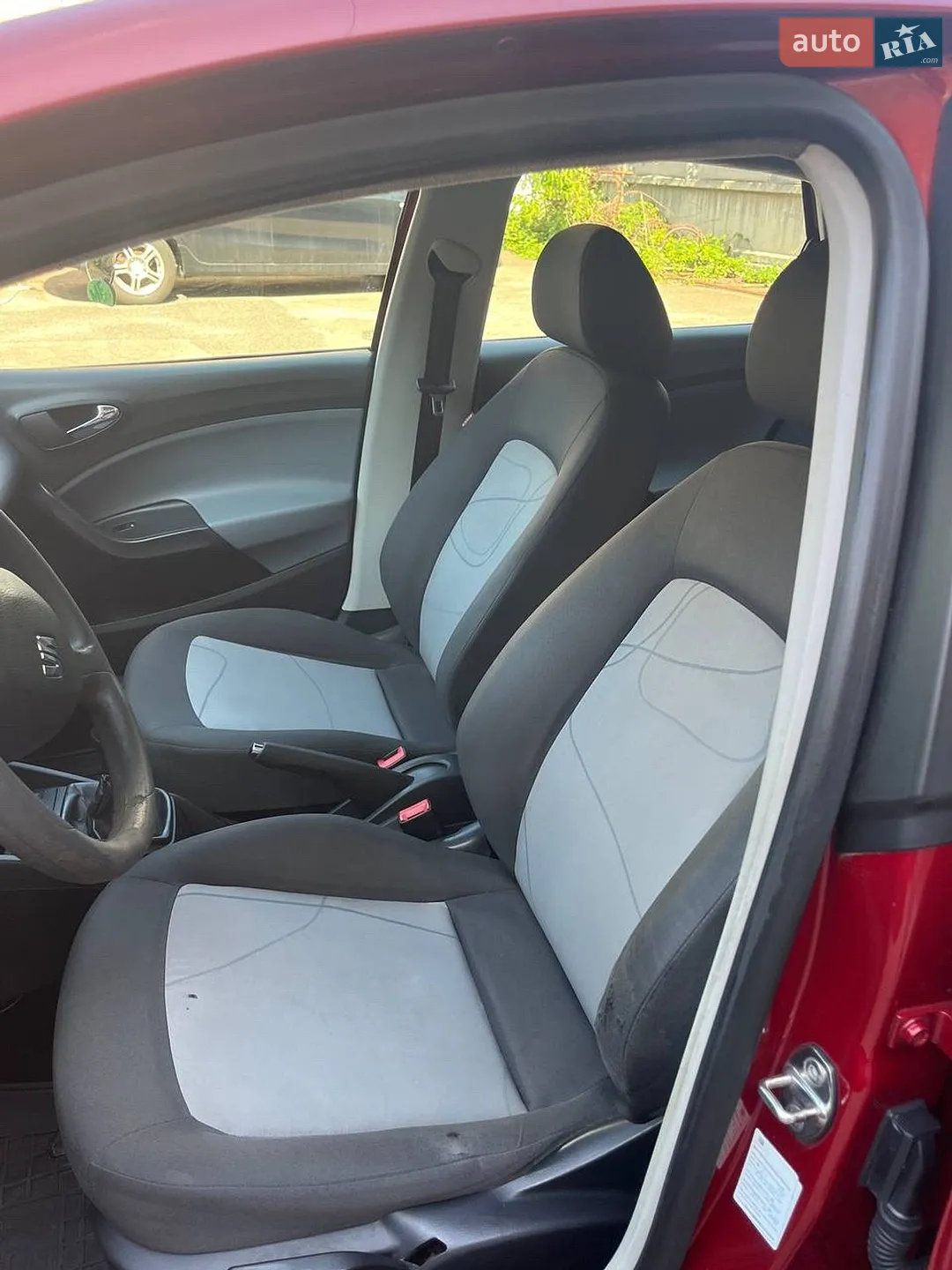 2014 SEAT Ibiza - мініатюра 8