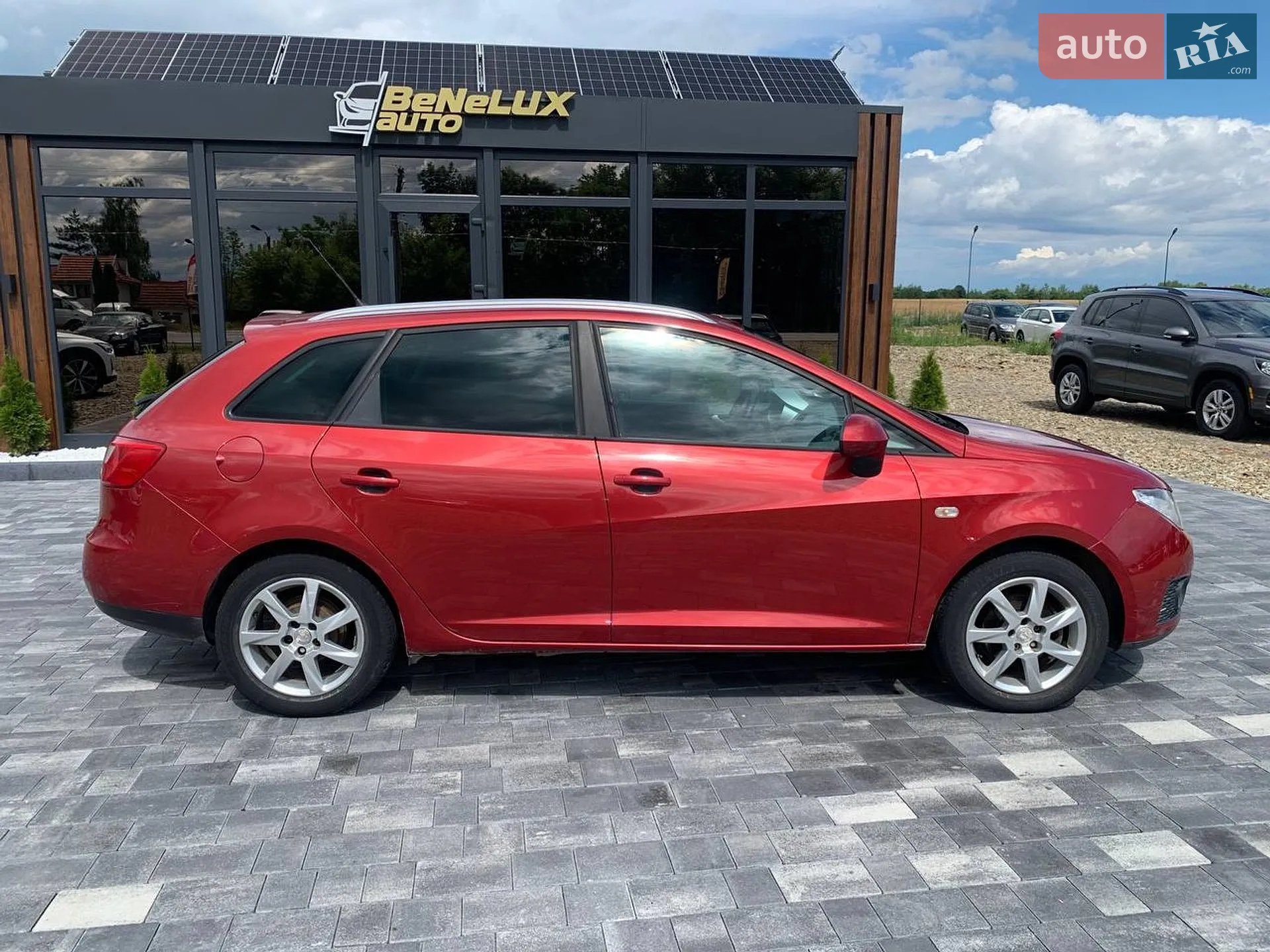 2011 SEAT Ibiza - мініатюра 3