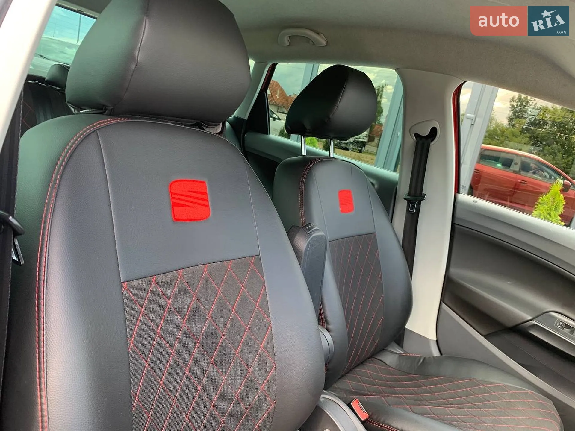 2011 SEAT Ibiza - мініатюра 14