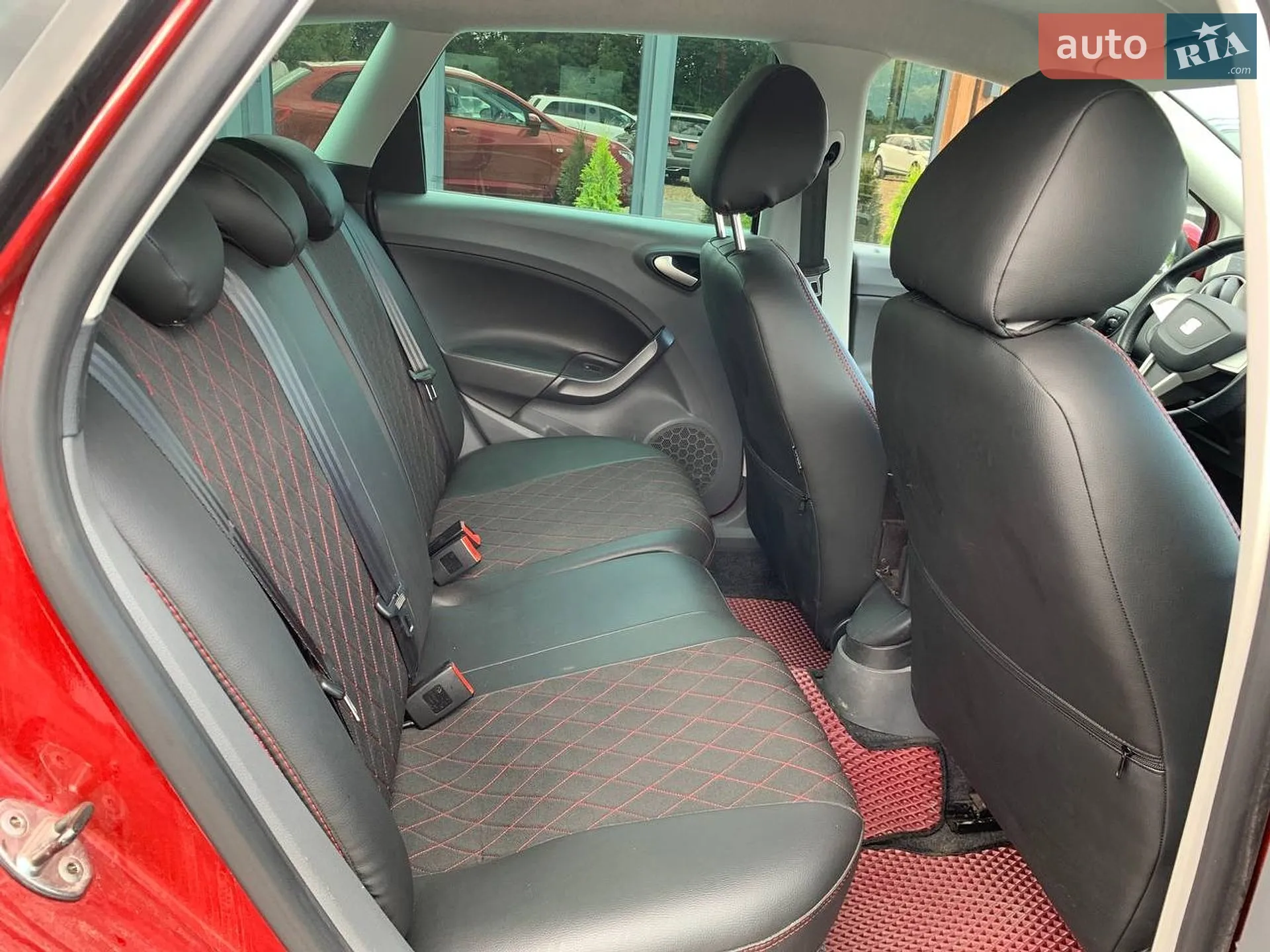 2011 SEAT Ibiza - мініатюра 19