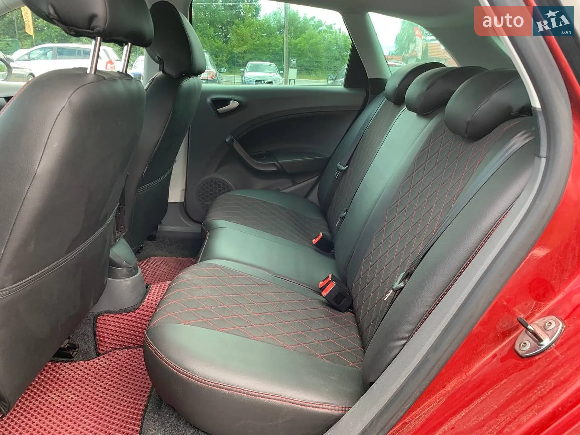 2011 SEAT Ibiza - мініатюра 20
