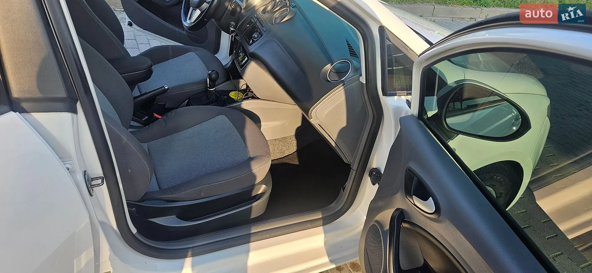 2011 SEAT Ibiza - мініатюра 20