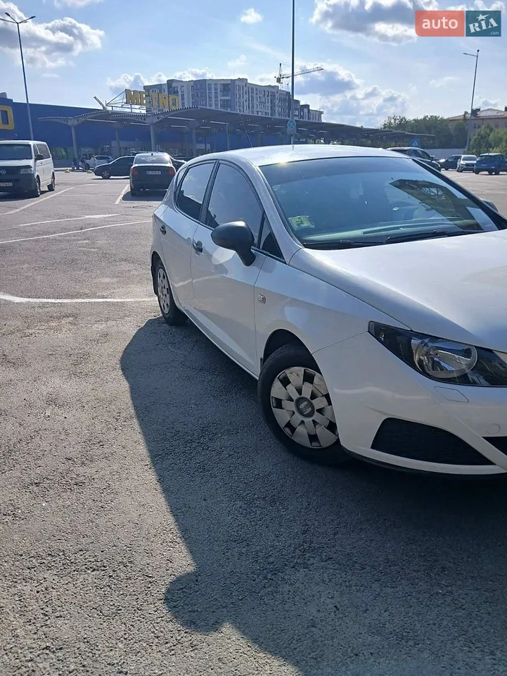2012 SEAT Ibiza - мініатюра 15