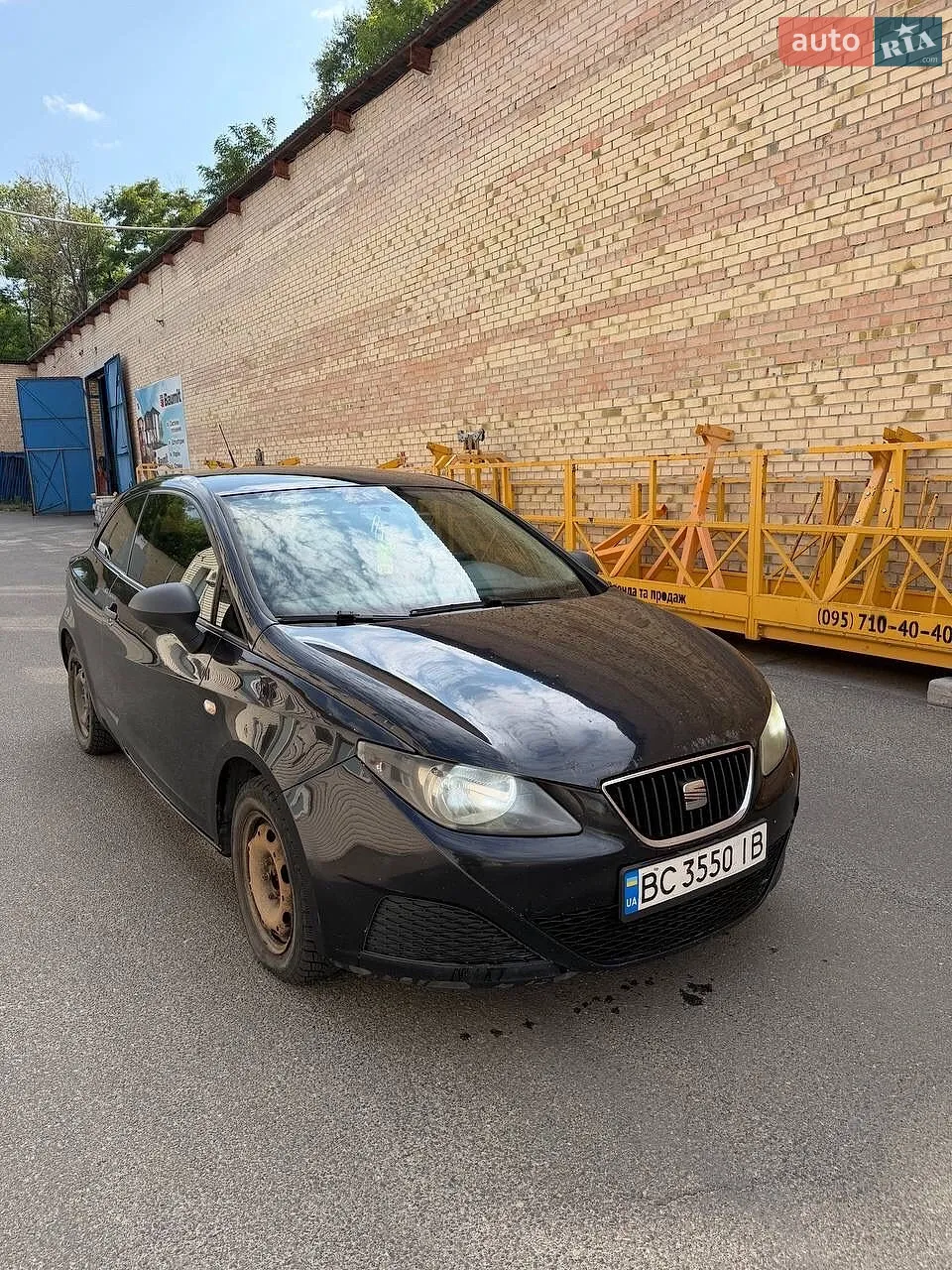 2010 SEAT Ibiza - мініатюра 2