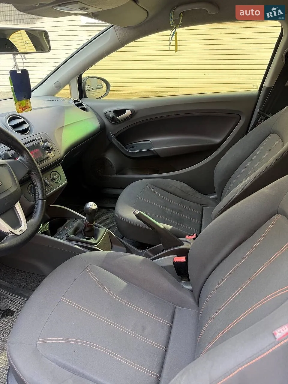 2010 SEAT Ibiza - мініатюра 5
