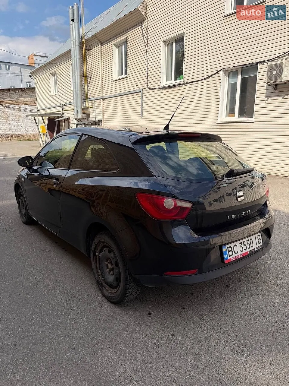 2010 SEAT Ibiza - мініатюра 3