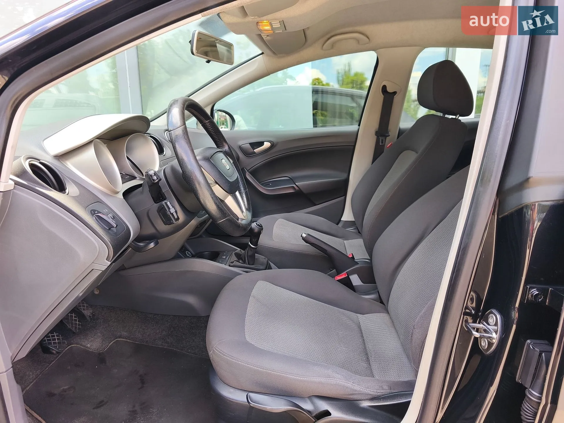 2010 SEAT Ibiza - мініатюра 9