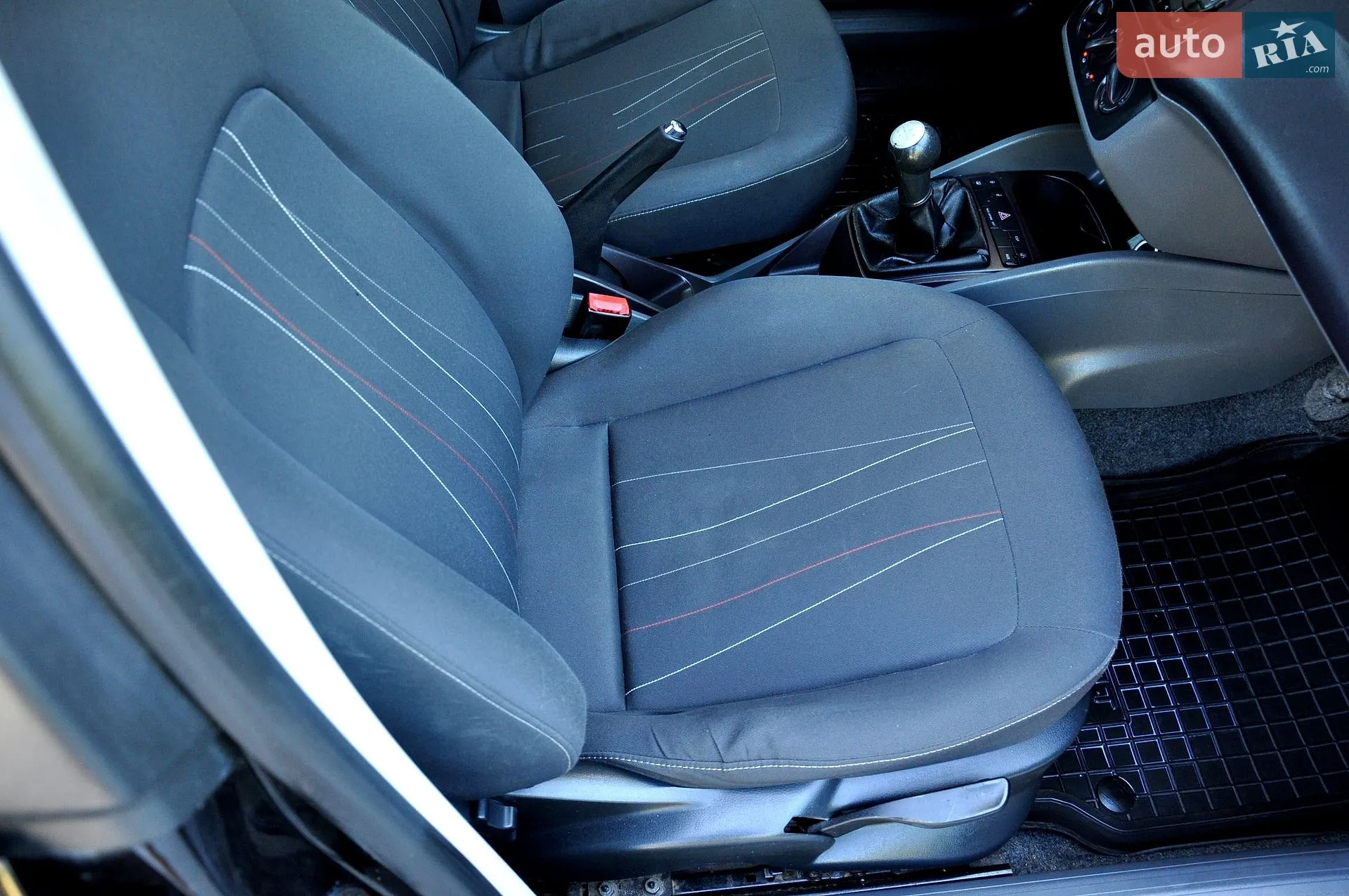2011 SEAT Ibiza - мініатюра 22