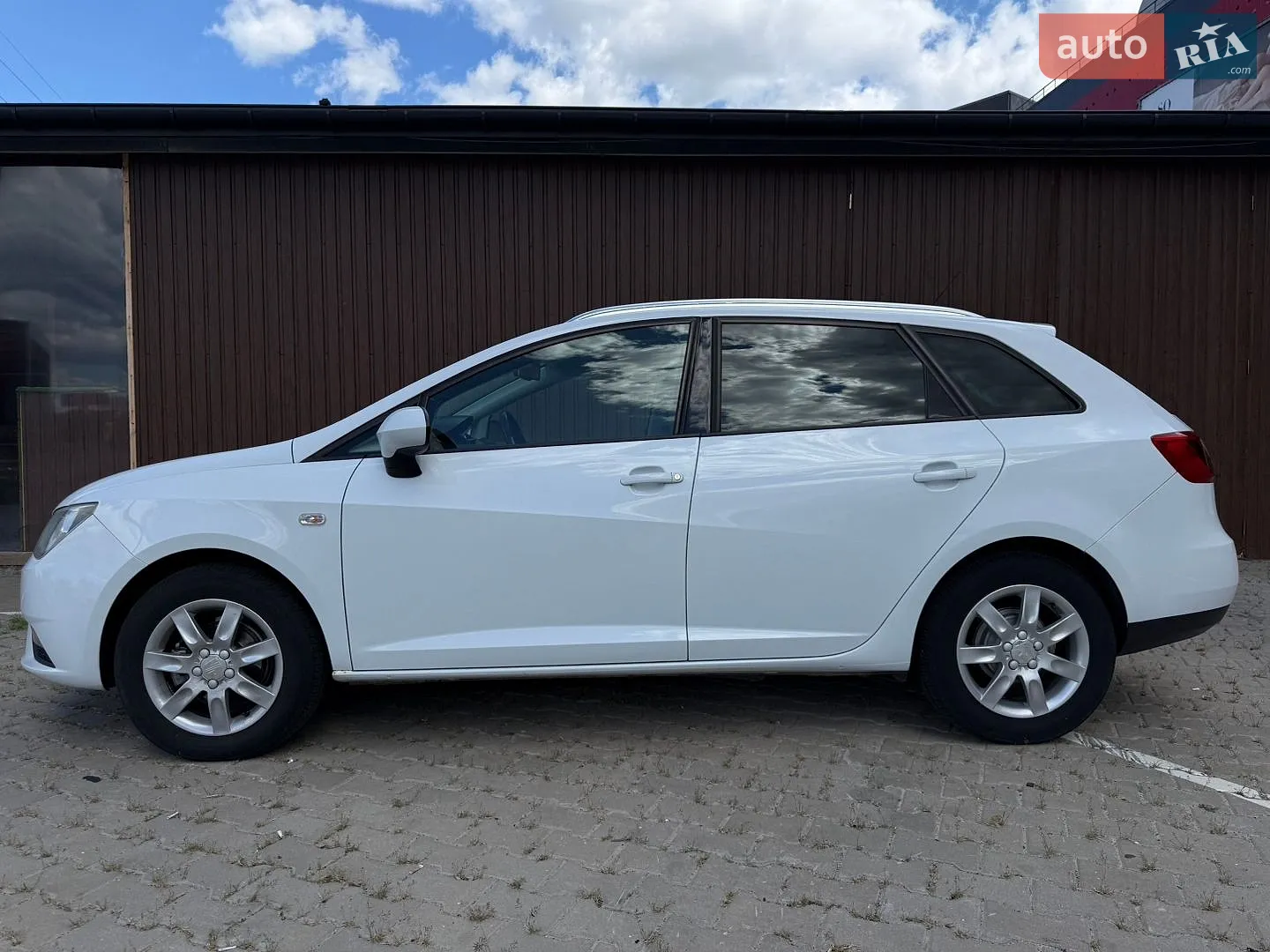 2012 SEAT Ibiza - мініатюра 3