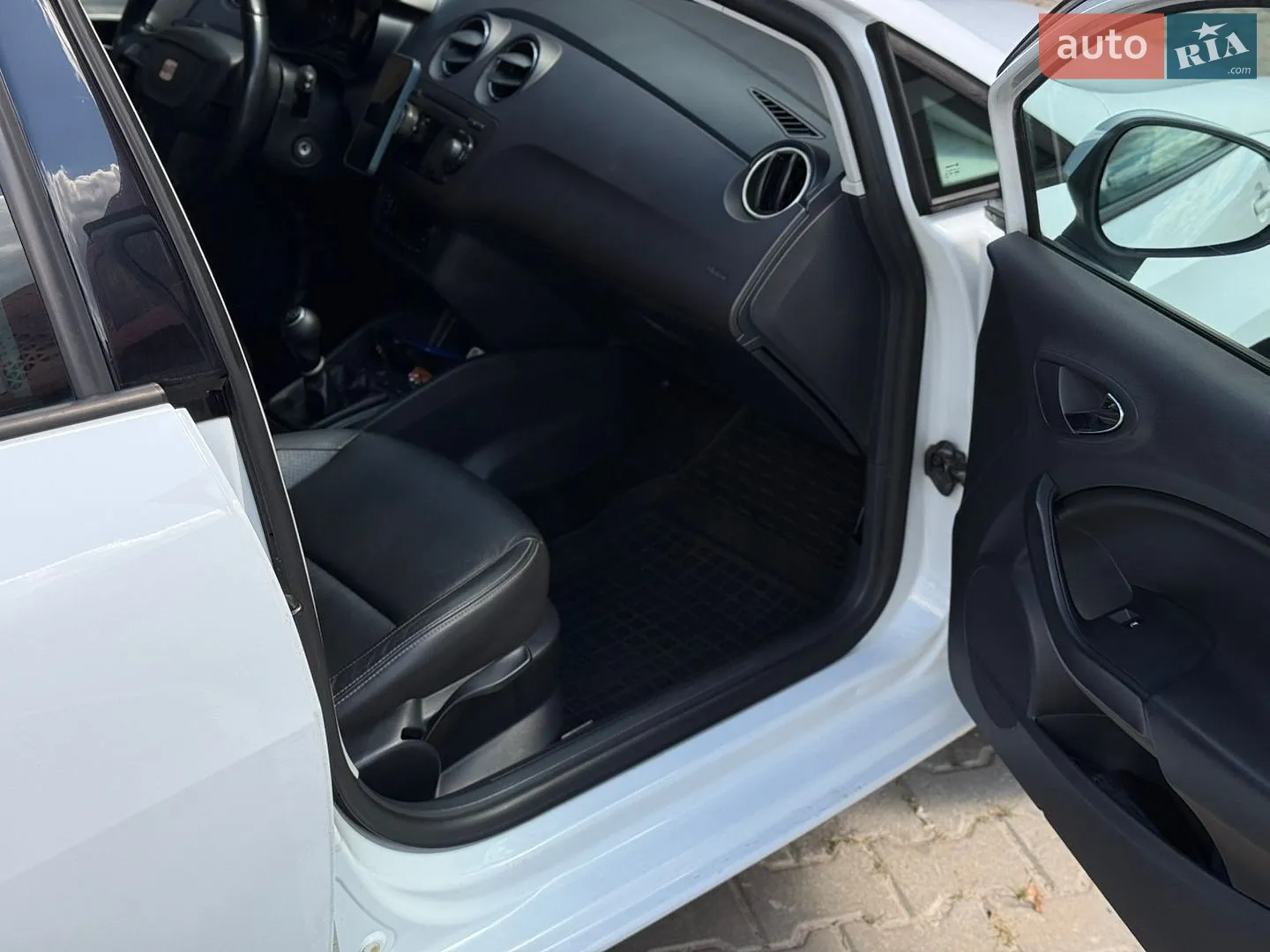 2012 SEAT Ibiza - мініатюра 14