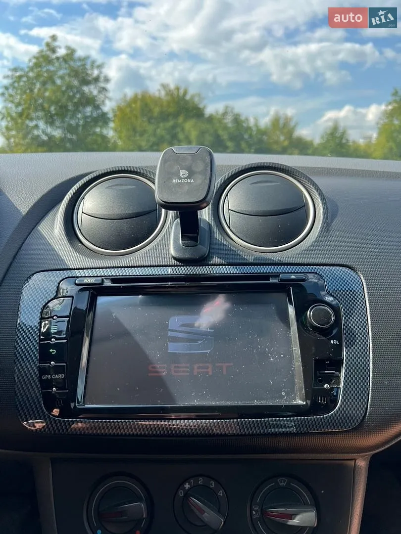 2011 SEAT Ibiza - мініатюра 11