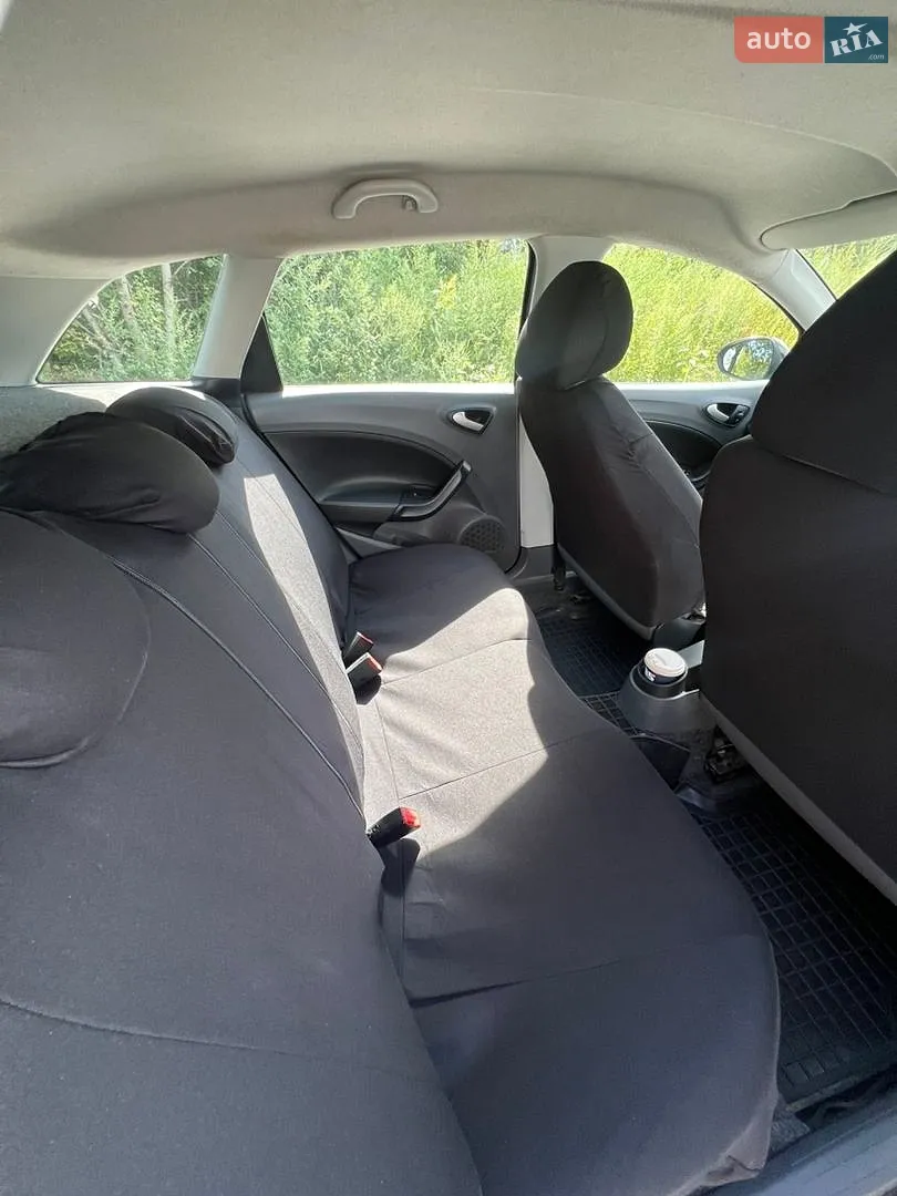 2011 SEAT Ibiza - мініатюра 15