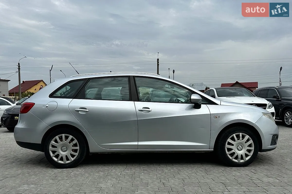 2011 SEAT Ibiza - мініатюра 8