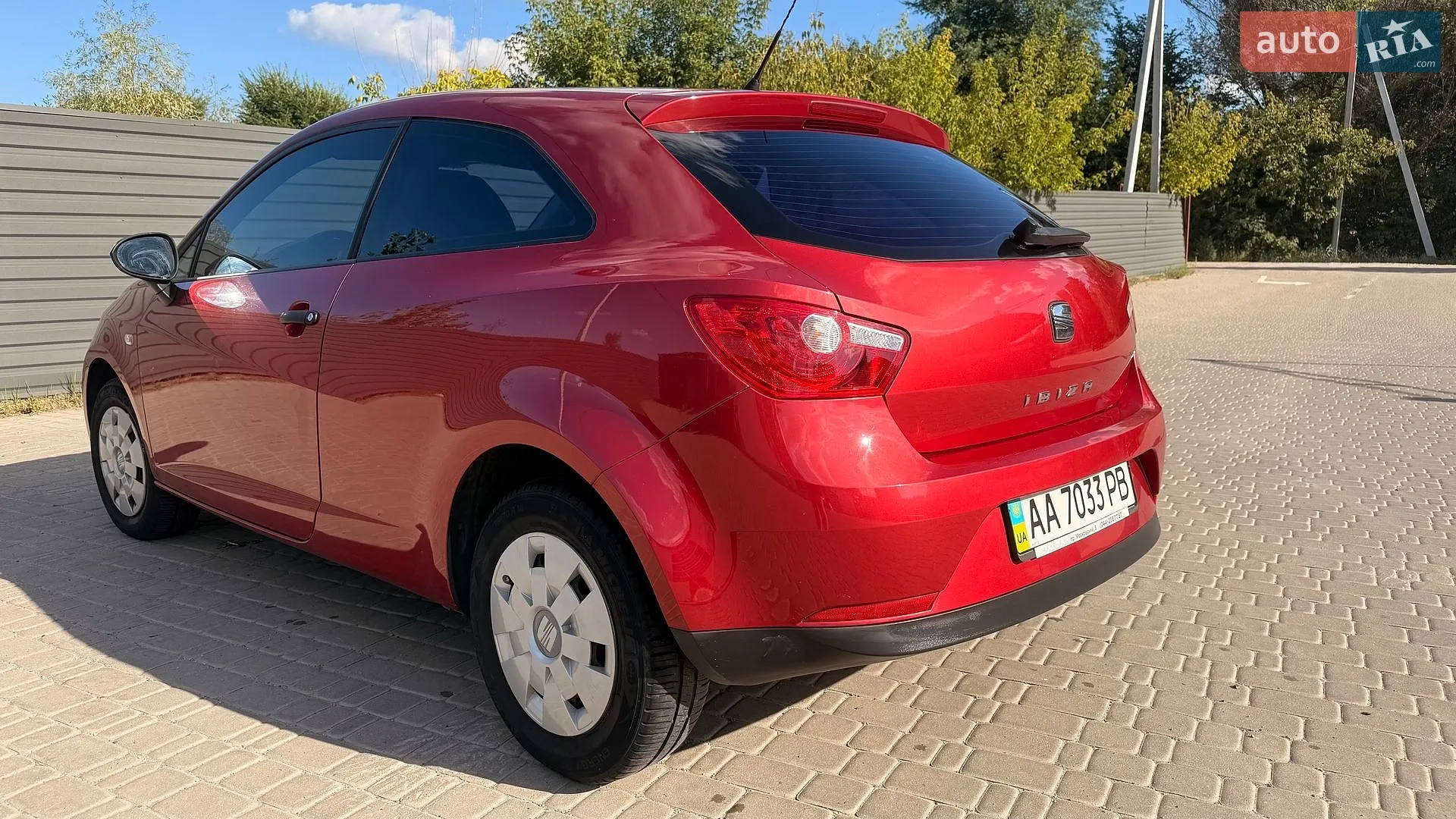2011 SEAT Ibiza - мініатюра 3